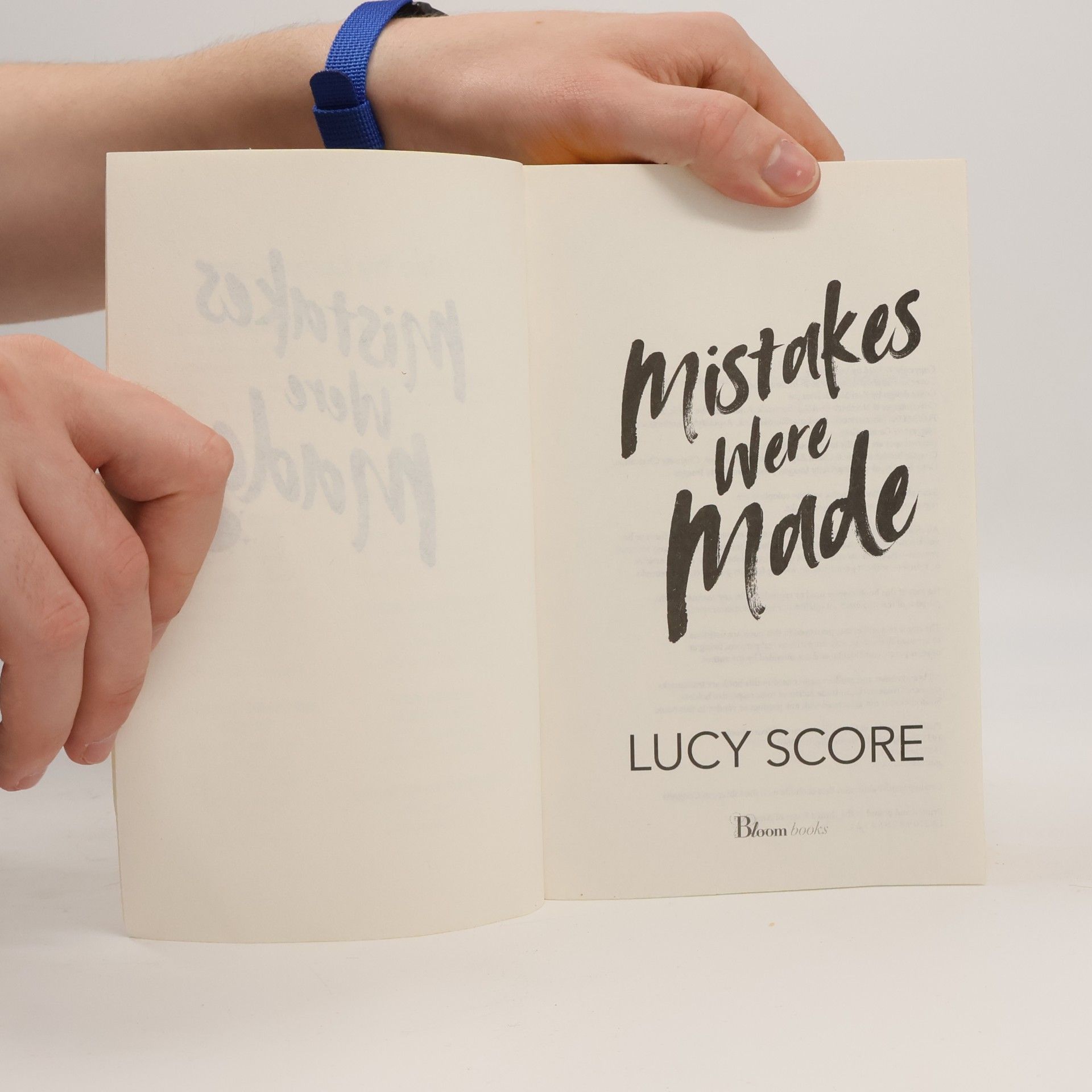 Lucy Score Story Lake: Mistakes Were Made (Deluxe Edition)