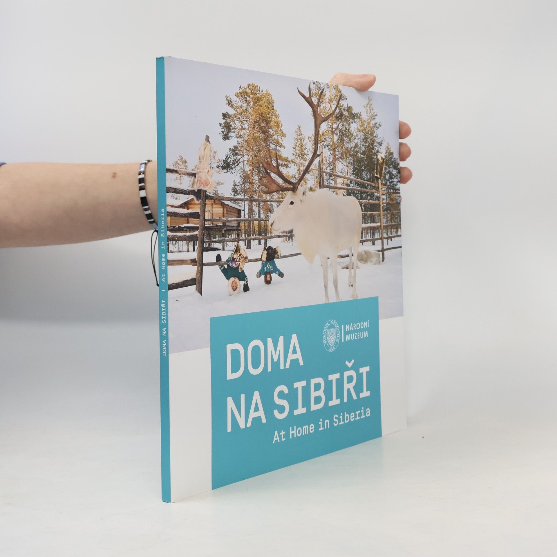 Various authors Doma na Sibiři = At home in Siberia