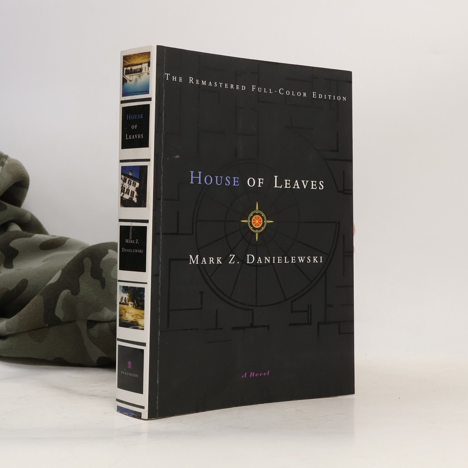 Mark Z. Danielewski House of Leaves
