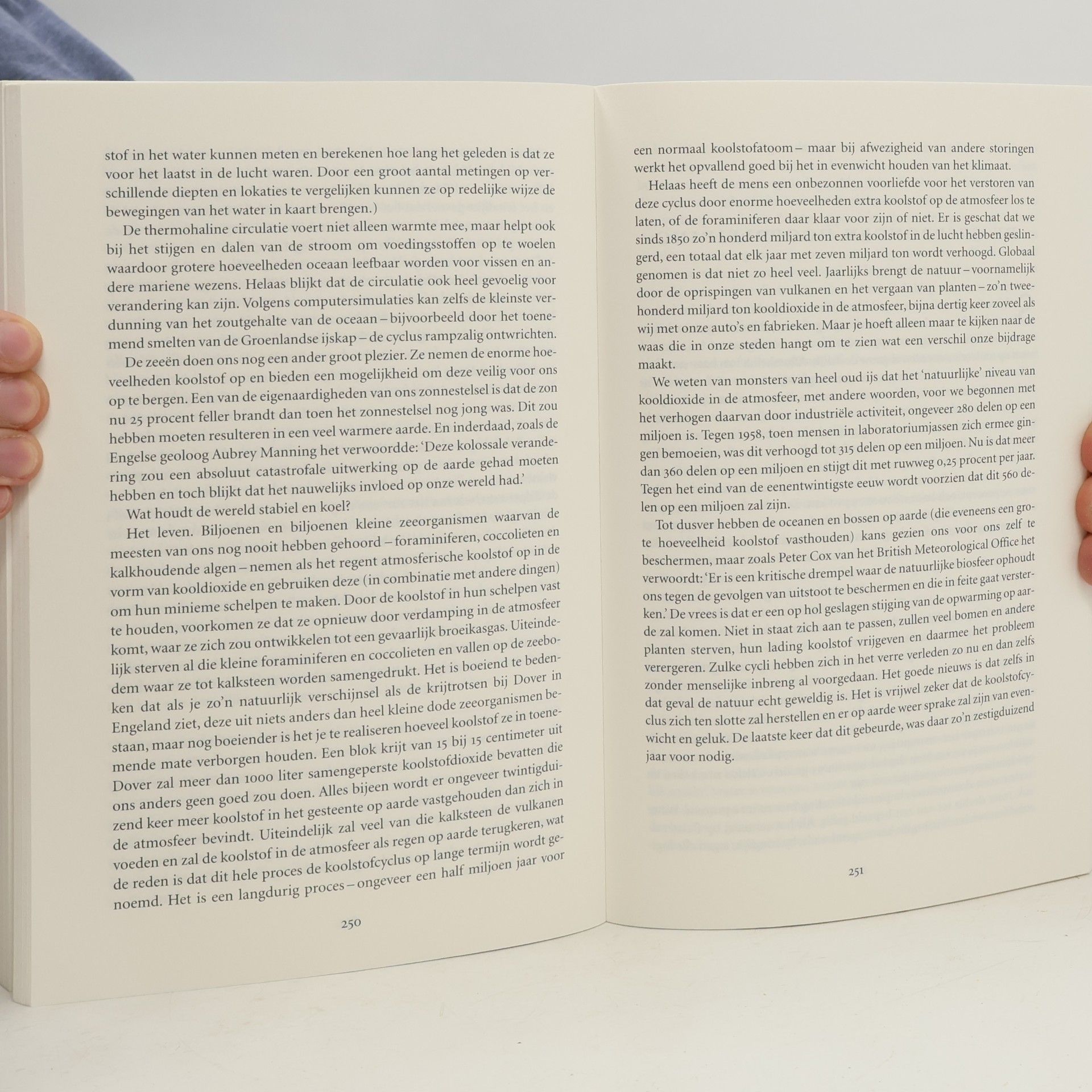 Bill Bryson Een kleine geschiedenis van bijna alles