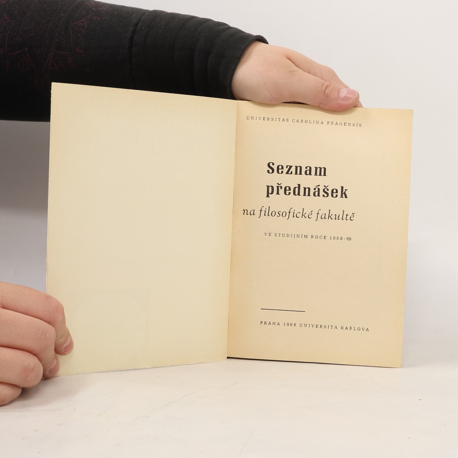 Various authors Seznam přednášek na filosofické fakultě 1968-69