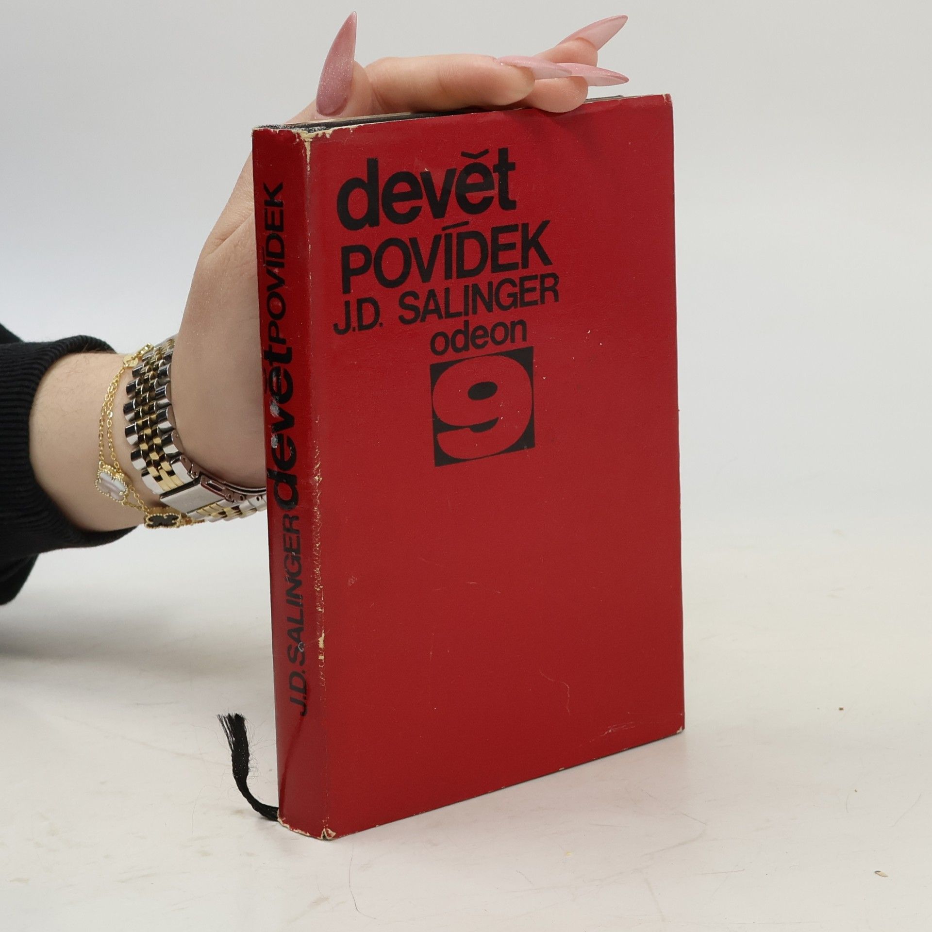 Devět povídek