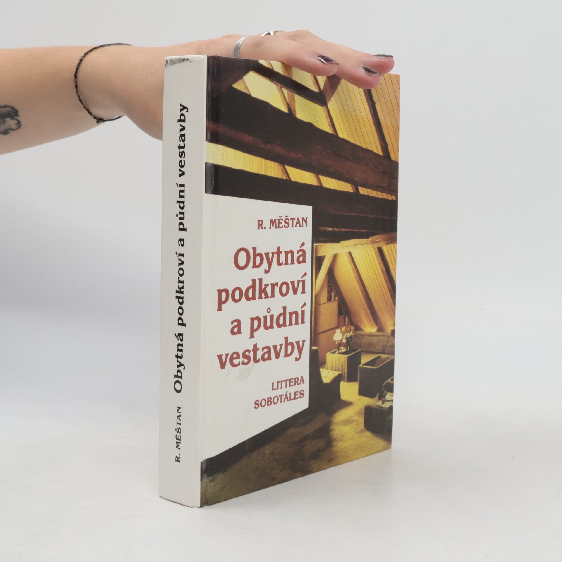 Obytná podkroví a půdní vestavby