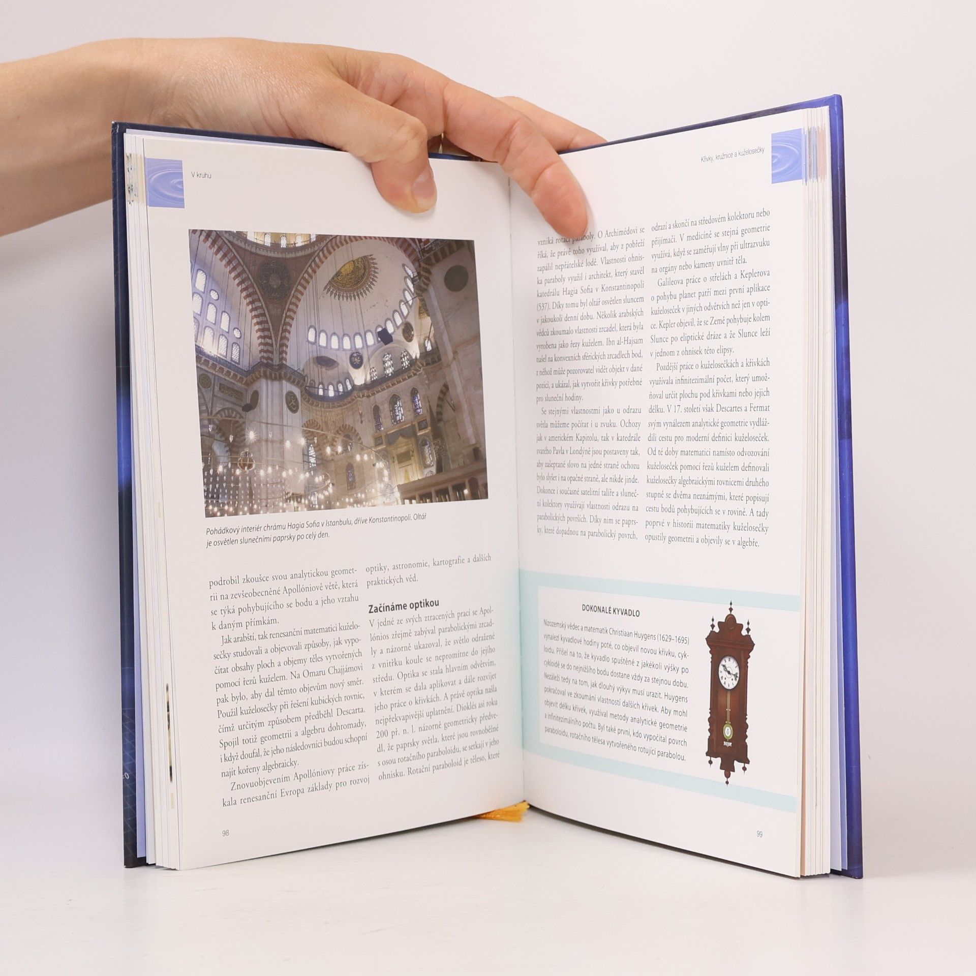Anne Rooney Příběh matematiky - od projektování pyramid po objevení nekonečna