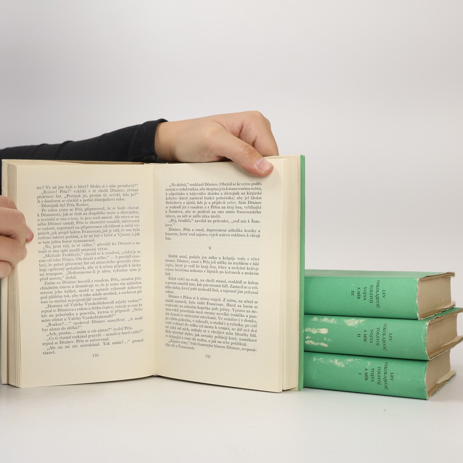 Leone Tolstoi Vojna a mír I.-IV. díl