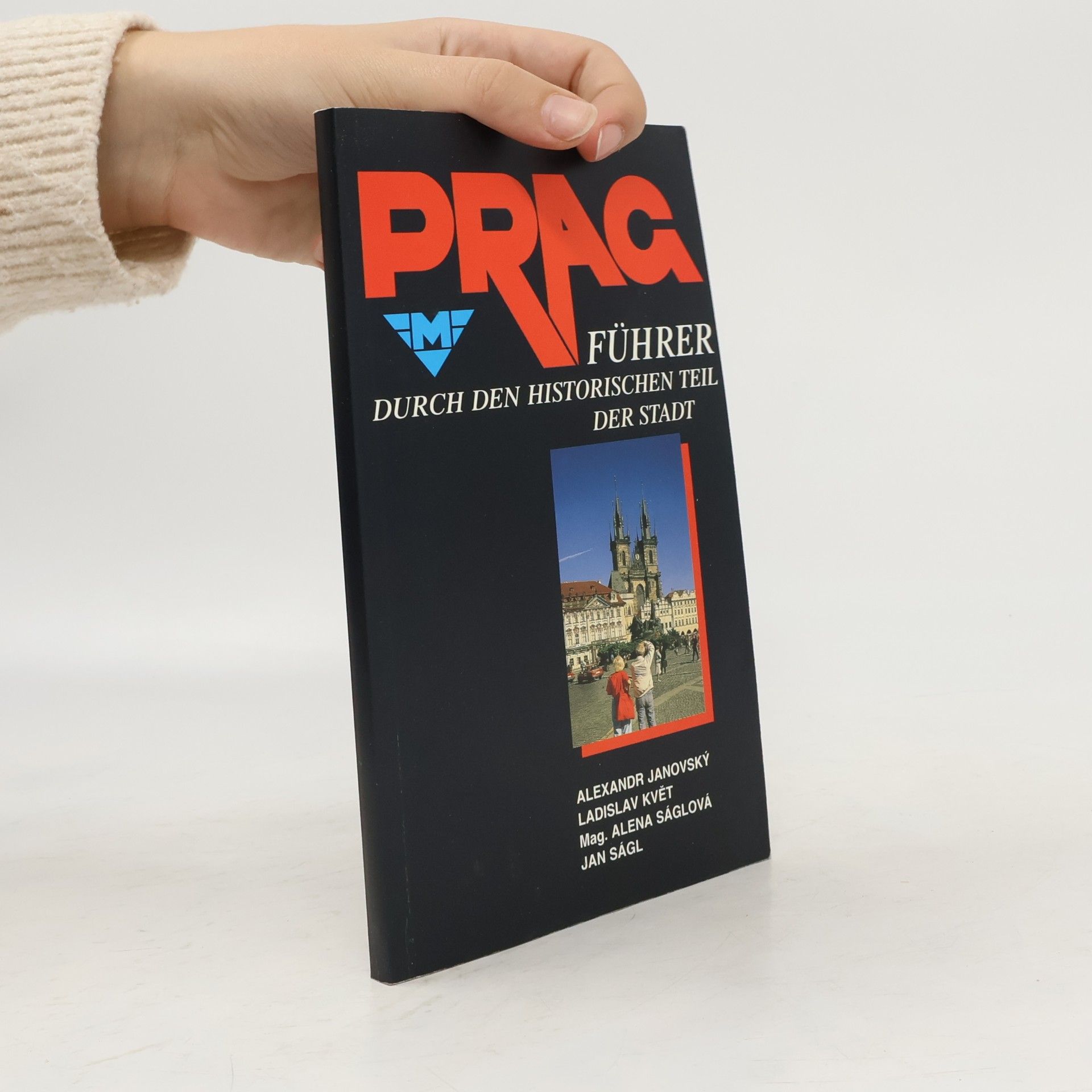 Prague Guide: Through an Historical City
