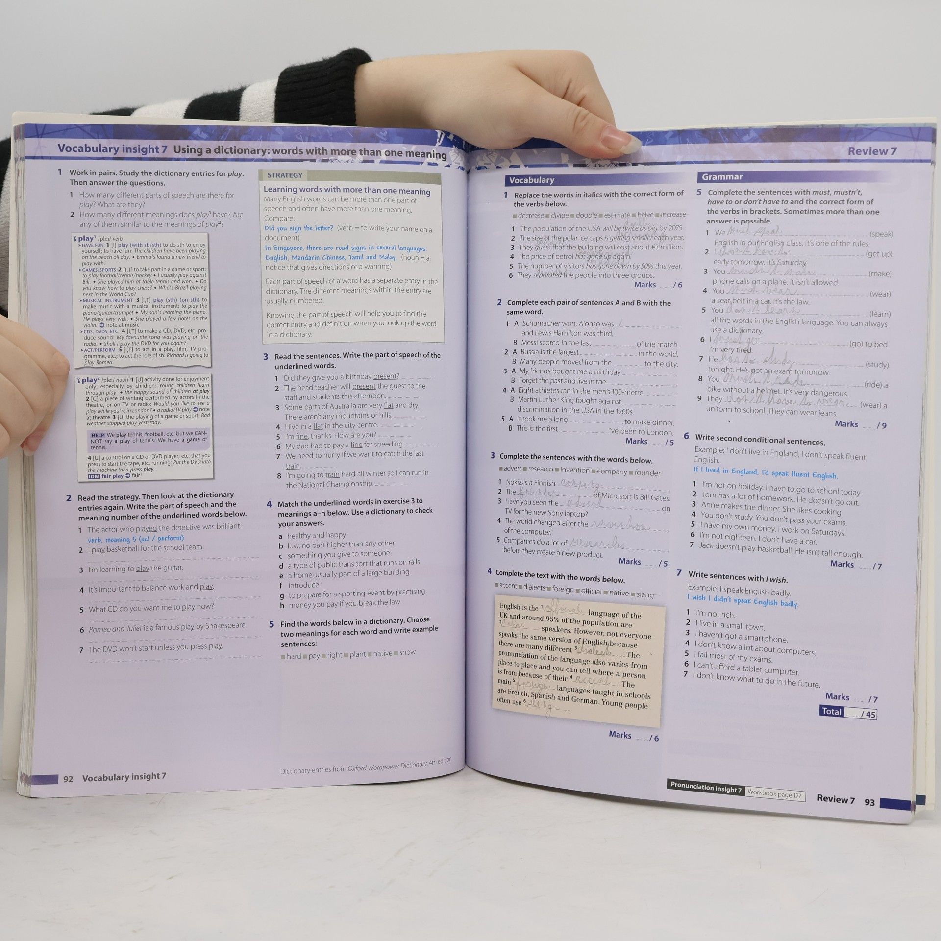 Jayne Wildman Insight Pre-intermediate Student´s Book