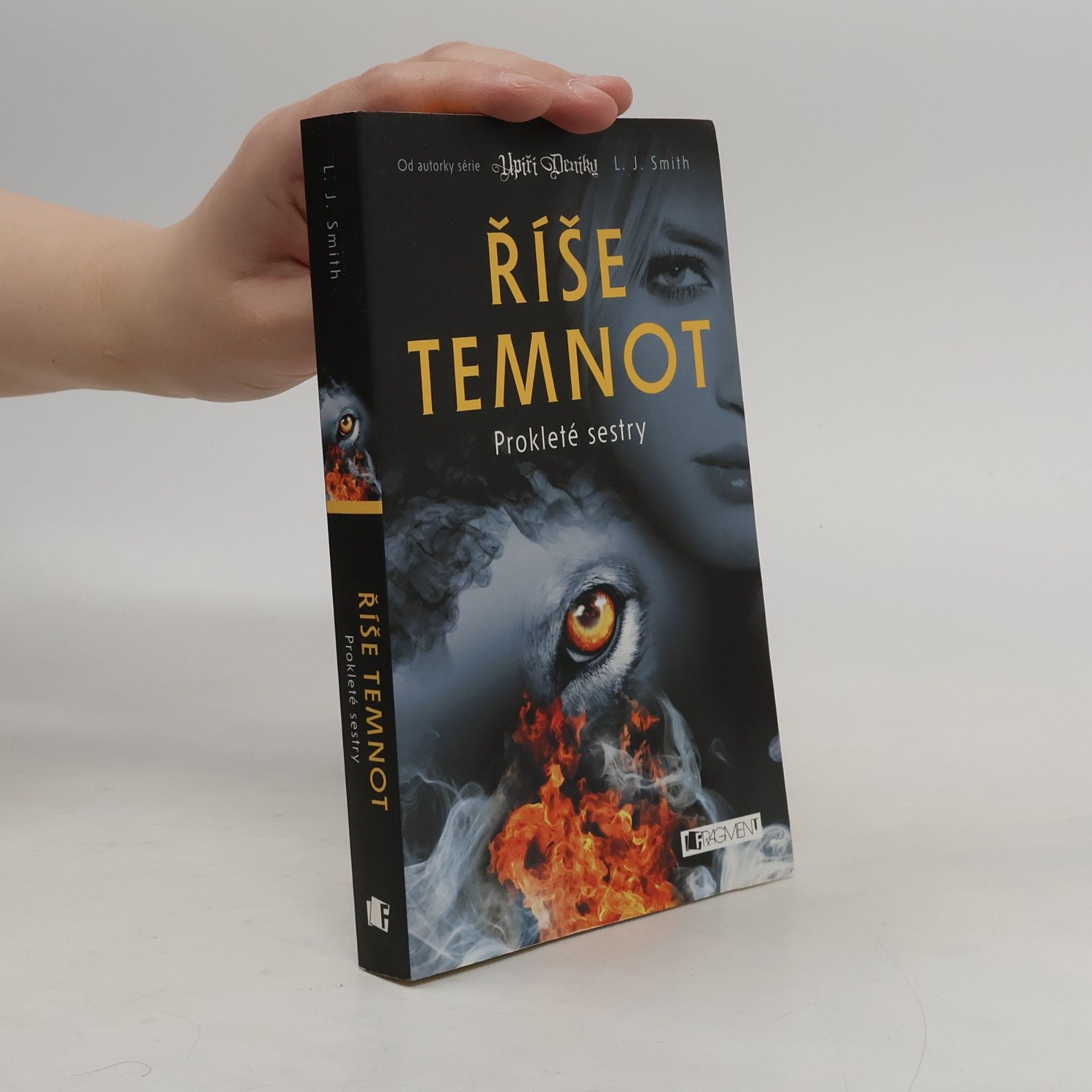 L. J. Smithová Říše temnot. Prokleté sestry