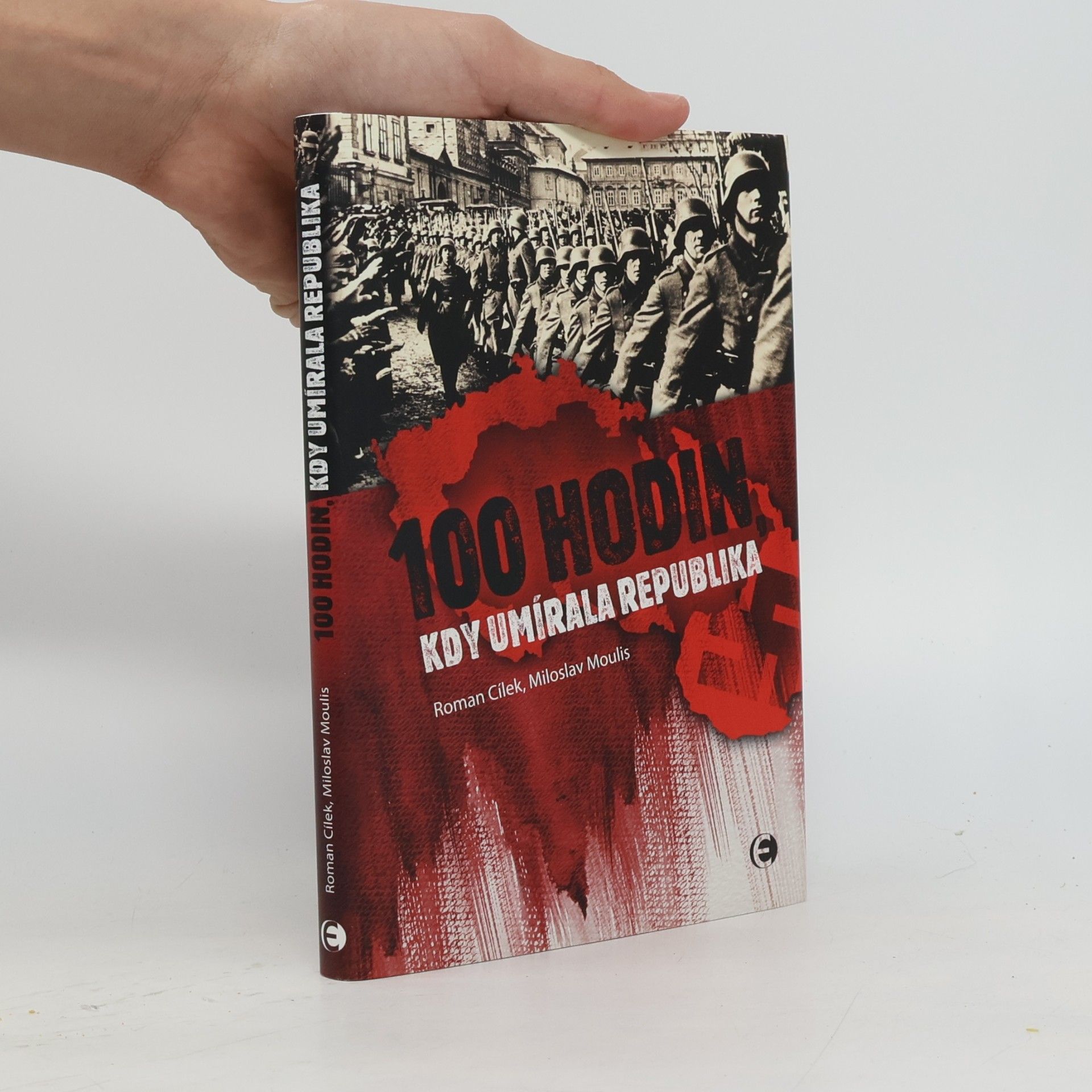 100 hodin, kdy umírala republika
