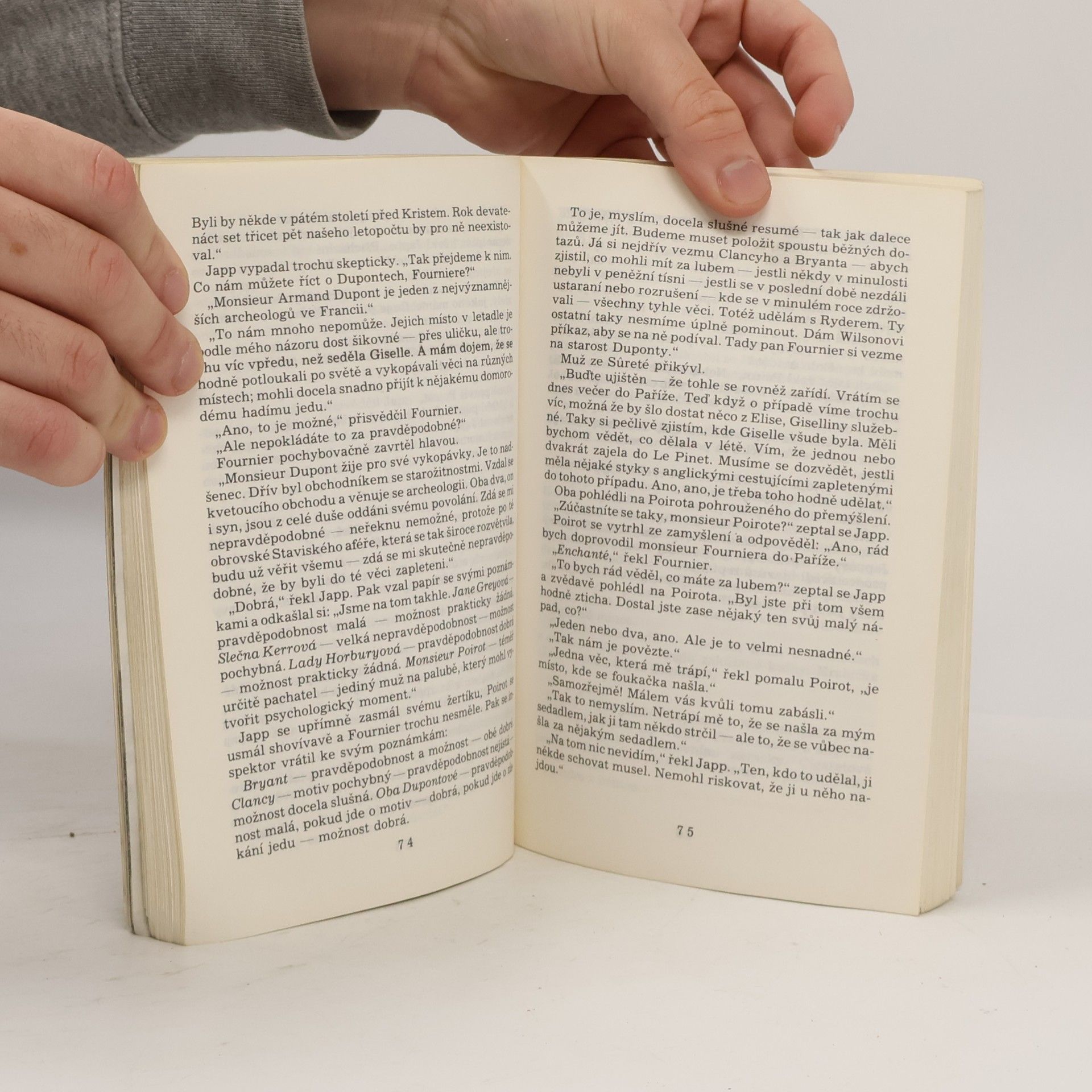 Agatha Christie Smrt v oblacích