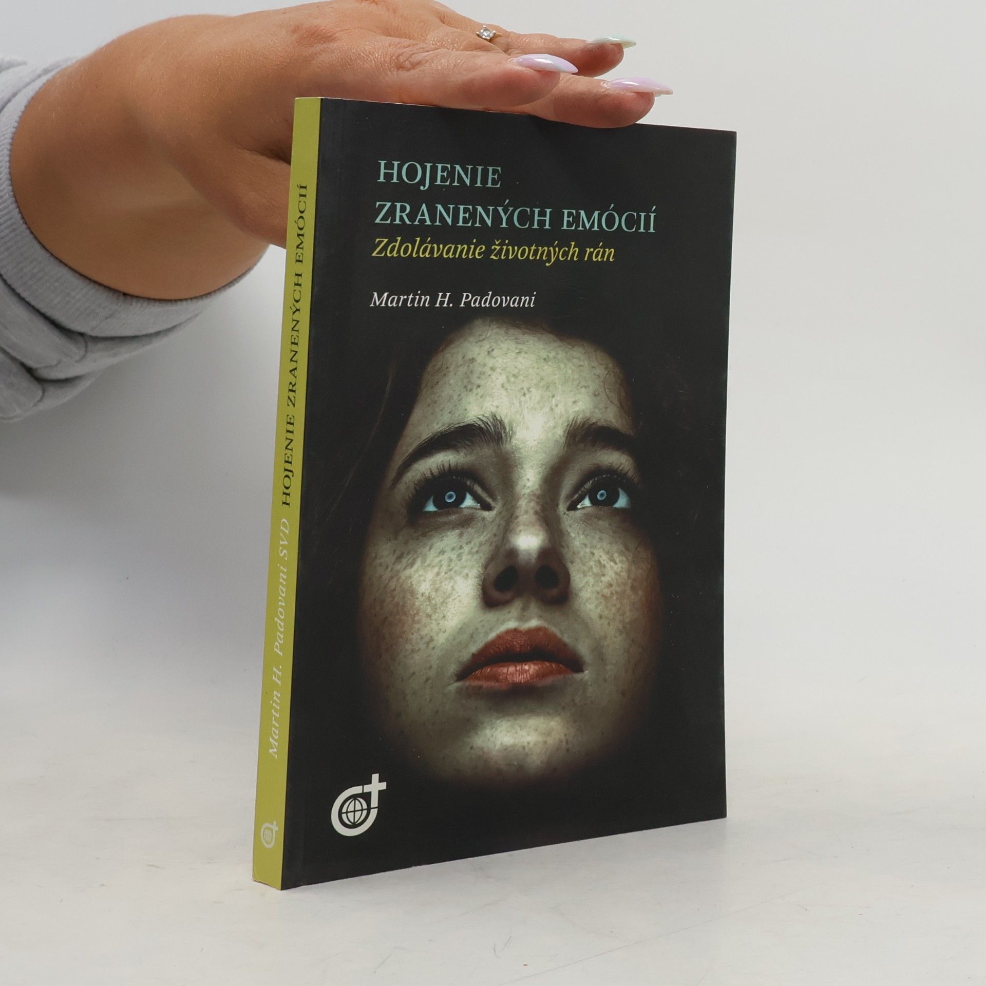 Hojenie zranených emócií: Zdolávanie životných rán