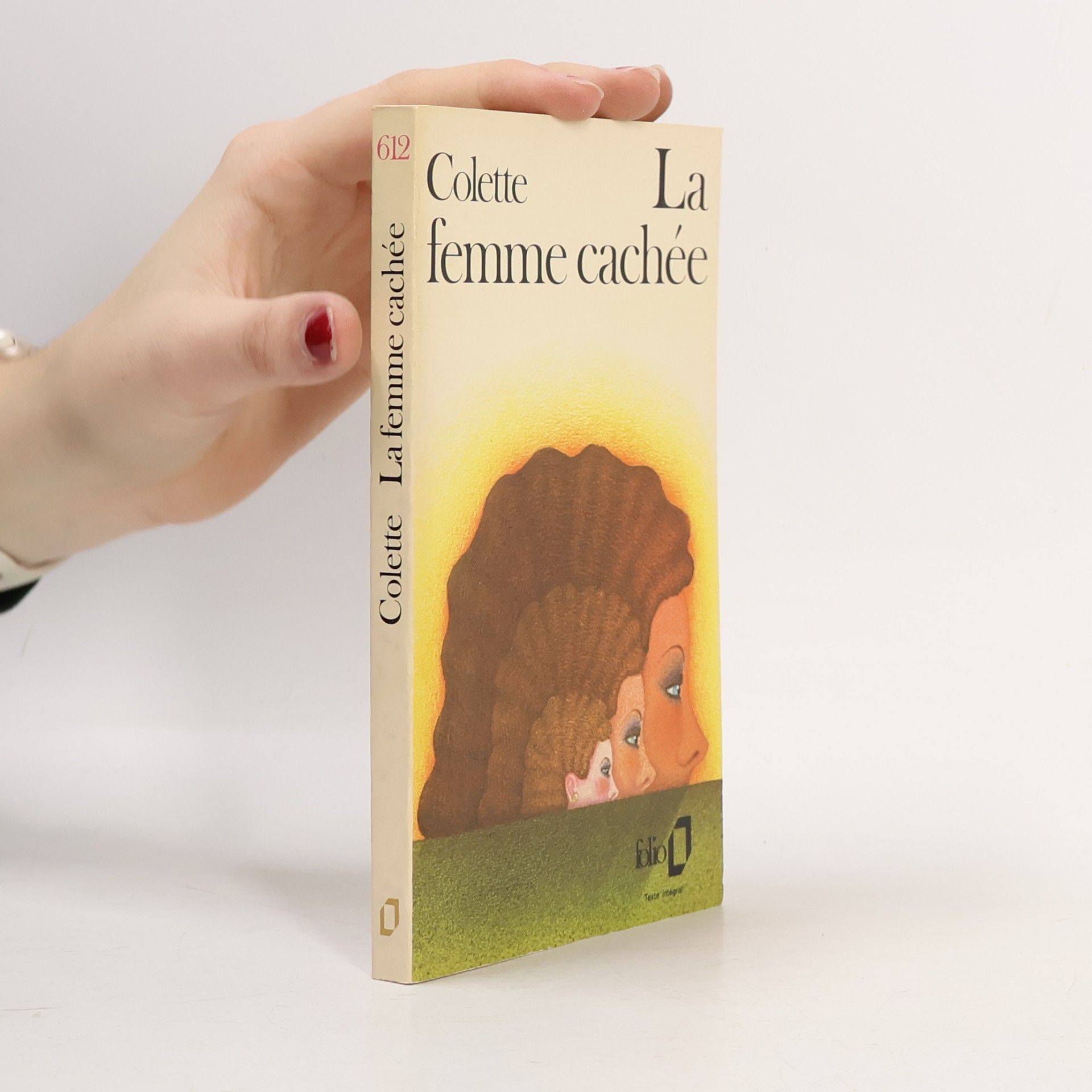 La femme cachée