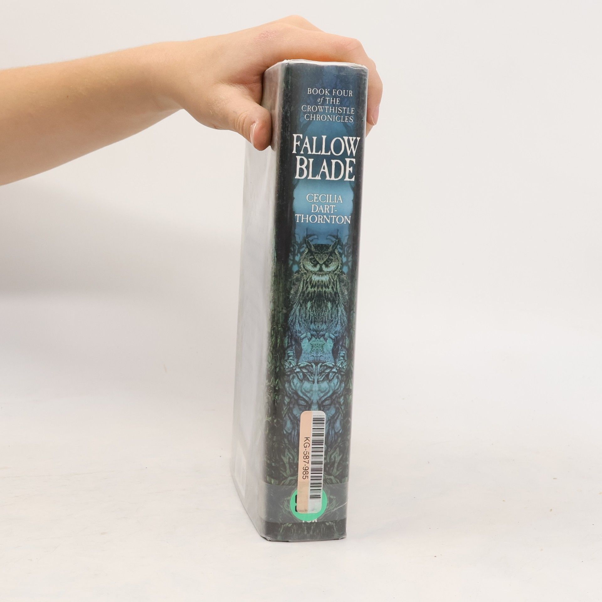 Cecilia Dart Thornton The Crowthistle Chronicles - 4: Fallowblade