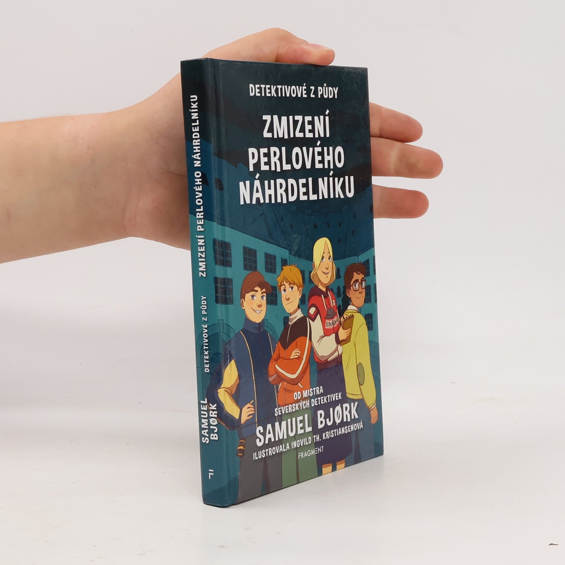 Zmizení perlového náhrdelníku
