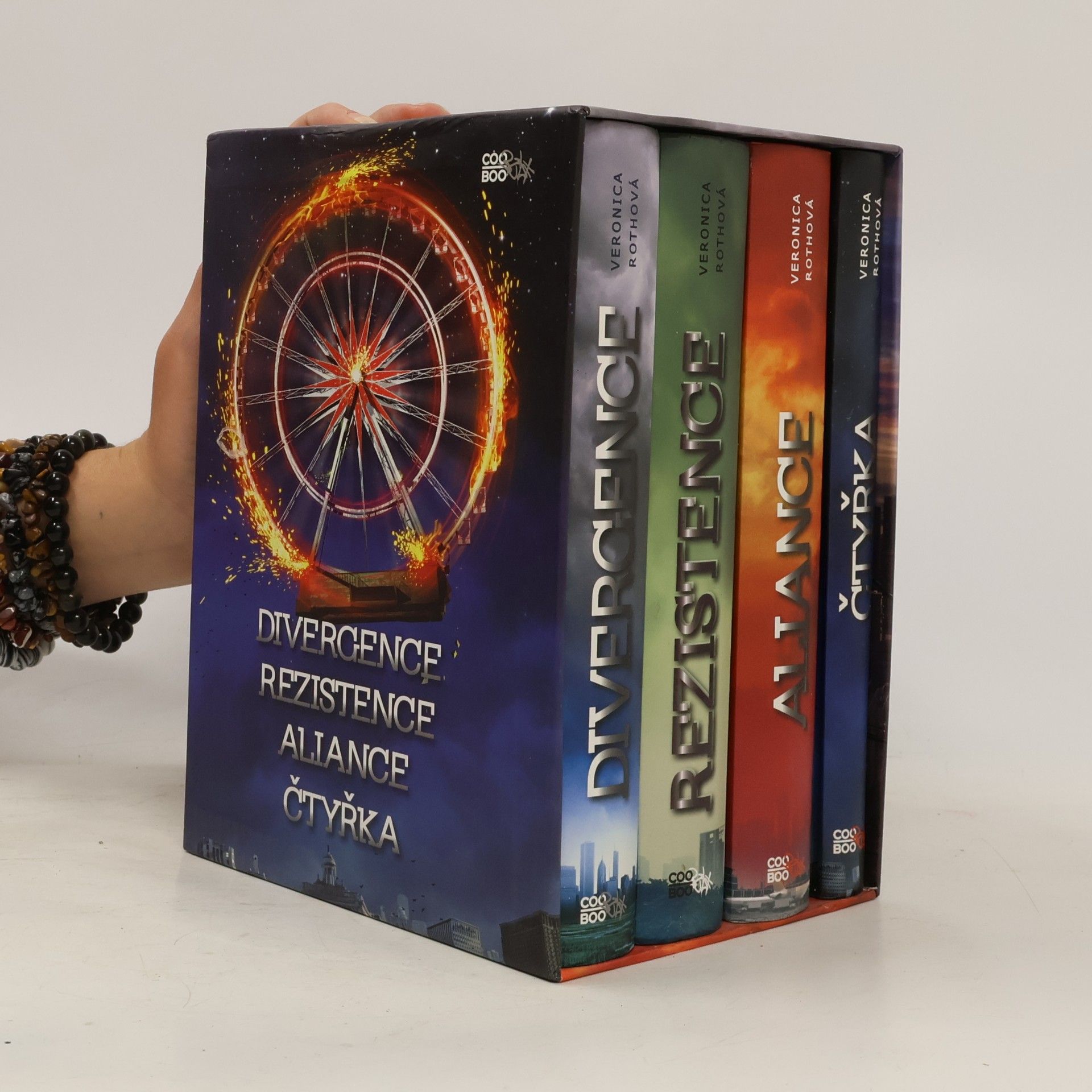 Divergentní trilogie + Čtyřka (Box)