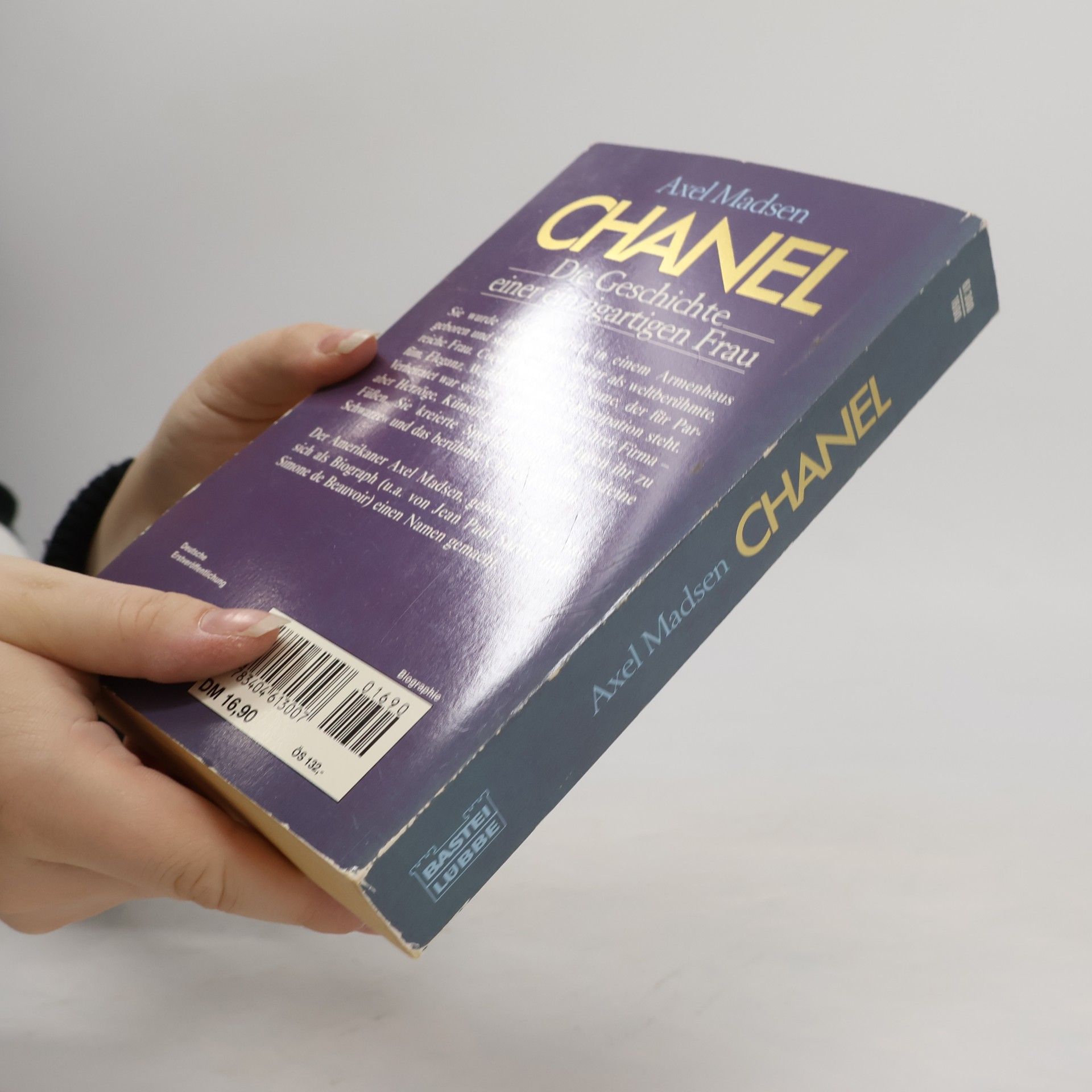 Axel Madsen Chanel