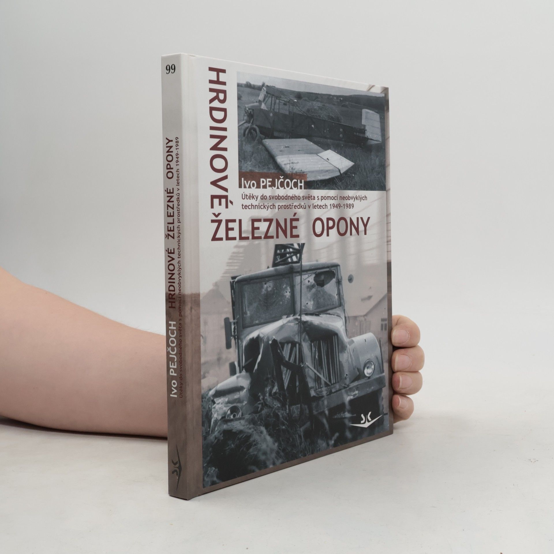 Hrdinové železné opony