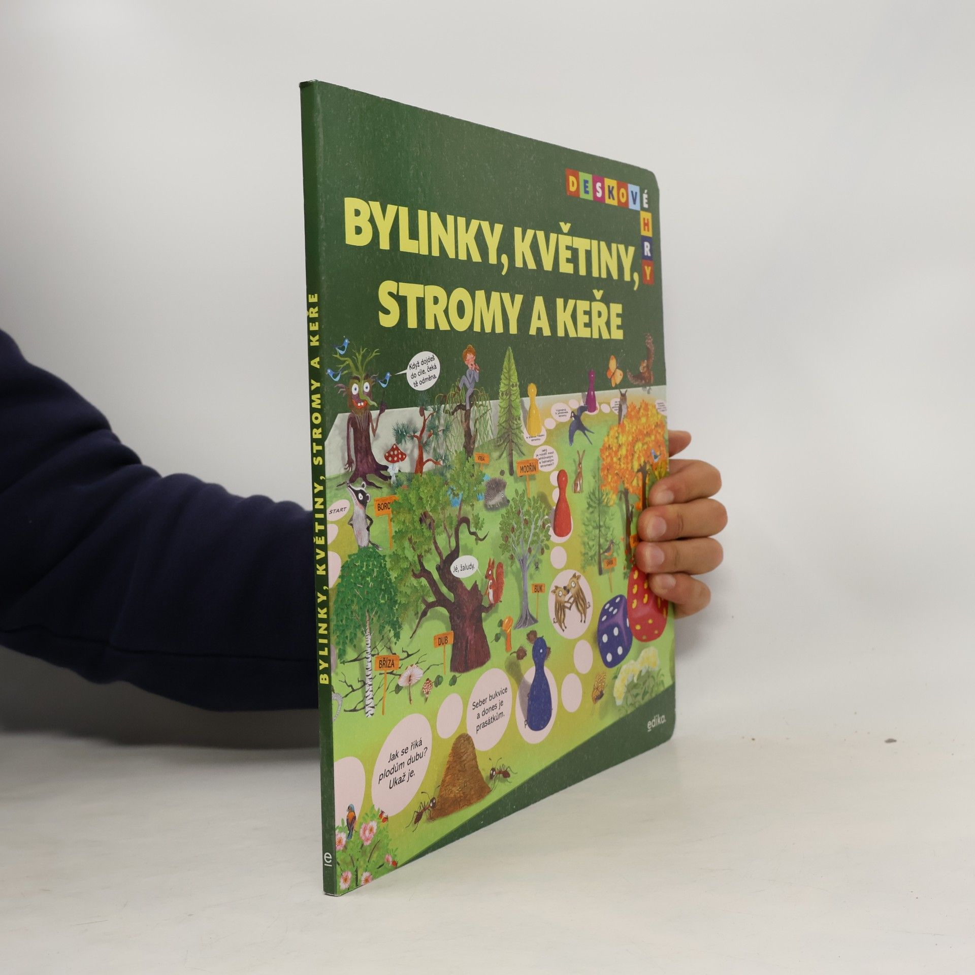 Deskové hry. Bylinky, květiny, stromy a keře