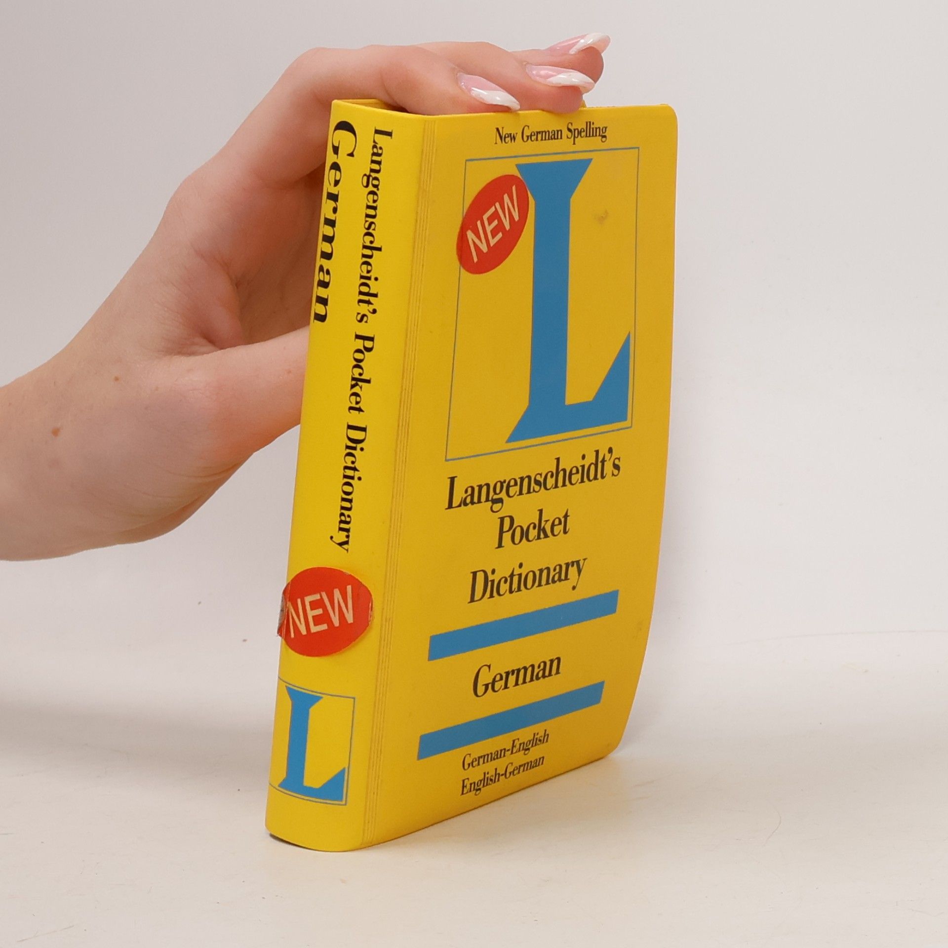 Langenscheidt's Pocket Dictionary German - New German Spelling