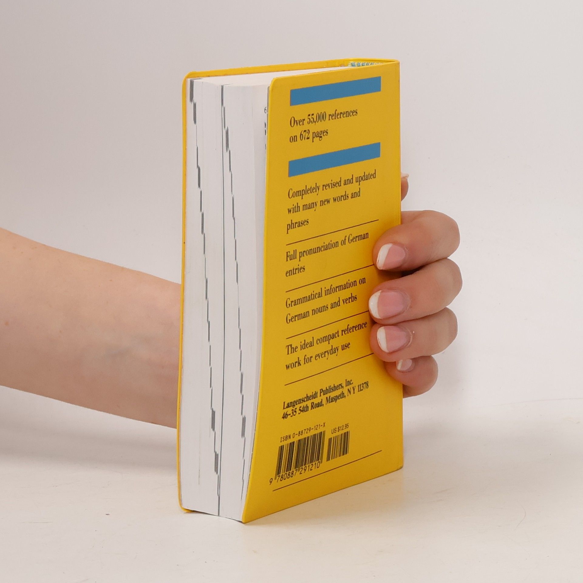 Langenscheidt's Pocket Dictionary German - New German Spelling