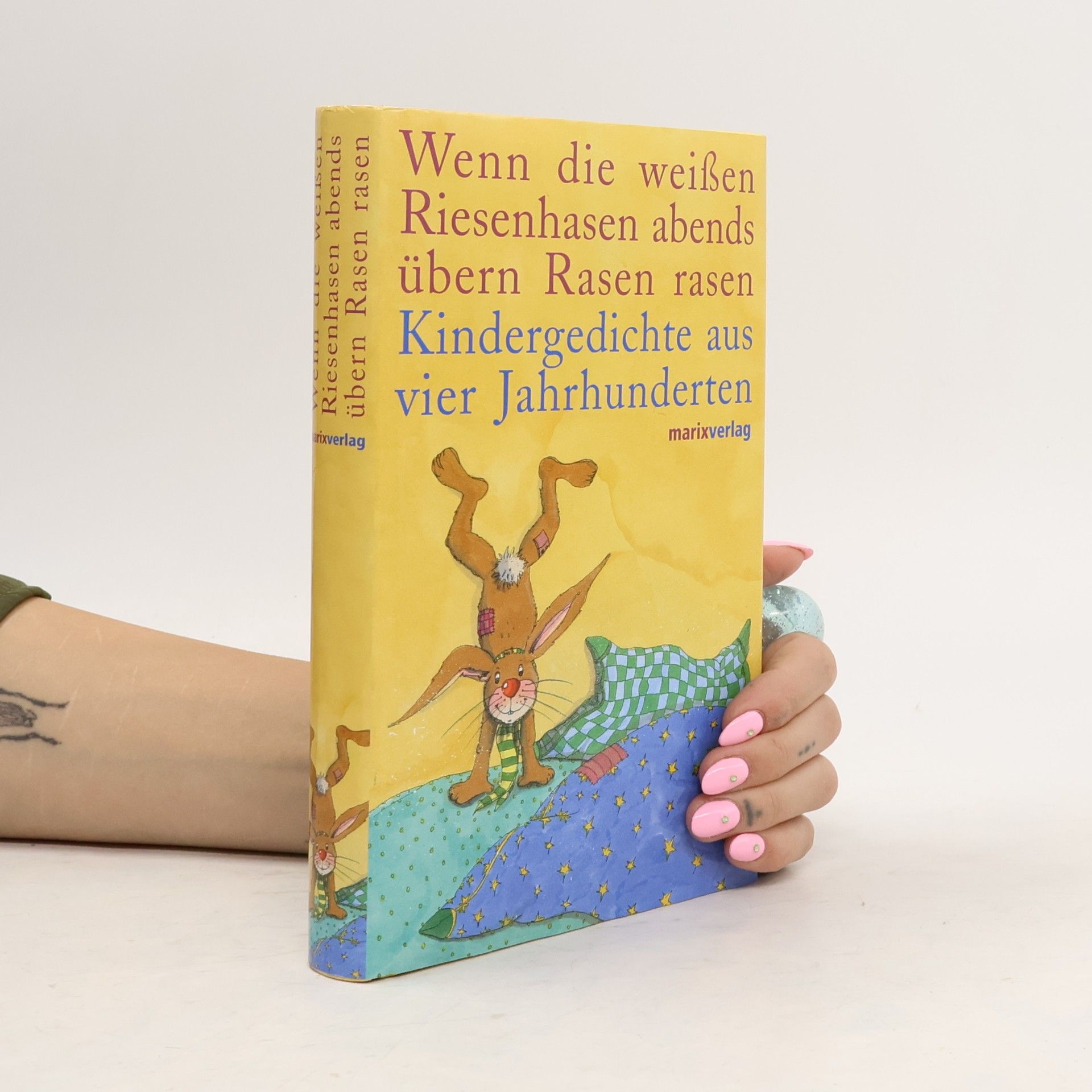 Wenn die weißen Riesenhasen abends übern Rasen rasen