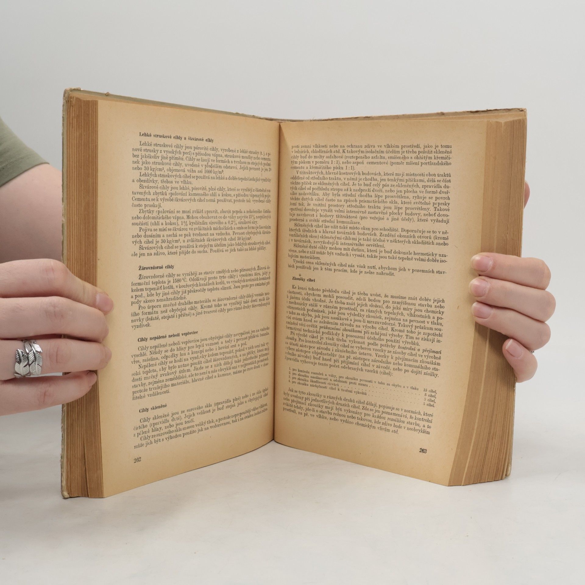 Various authors Stavitelství I