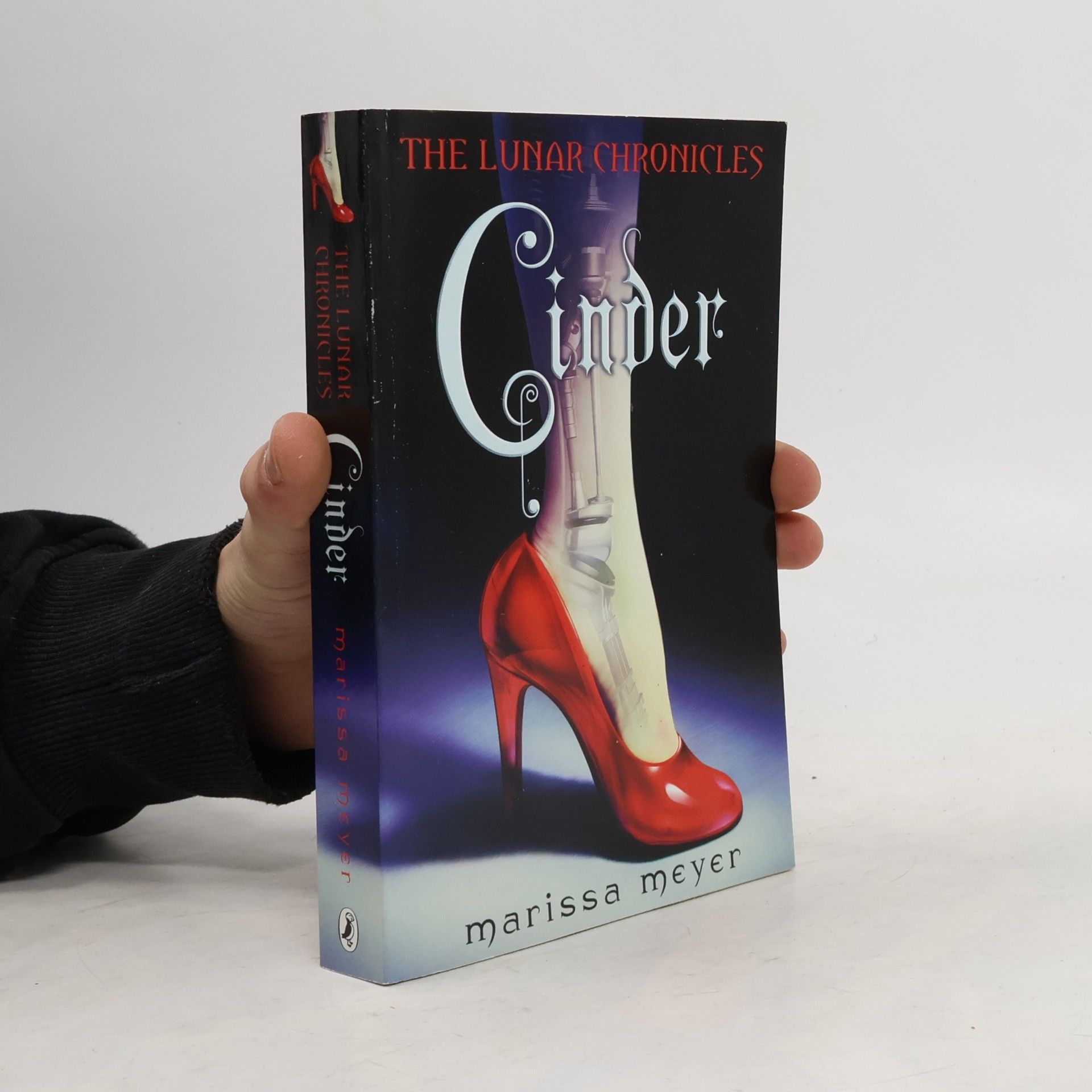 Marissa Meyer Cinder