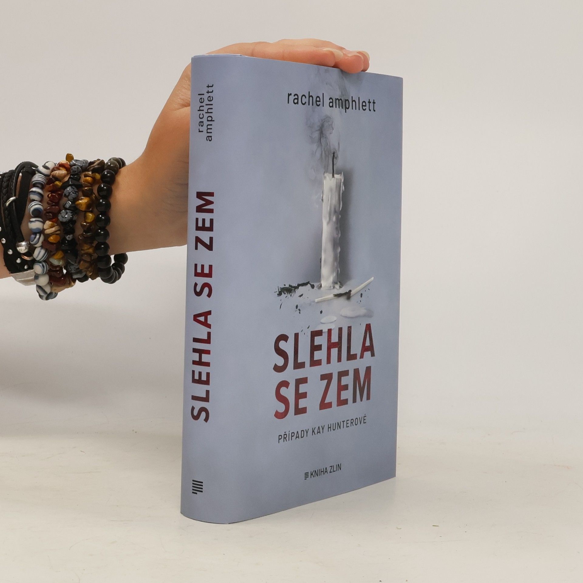 Slehla se zem