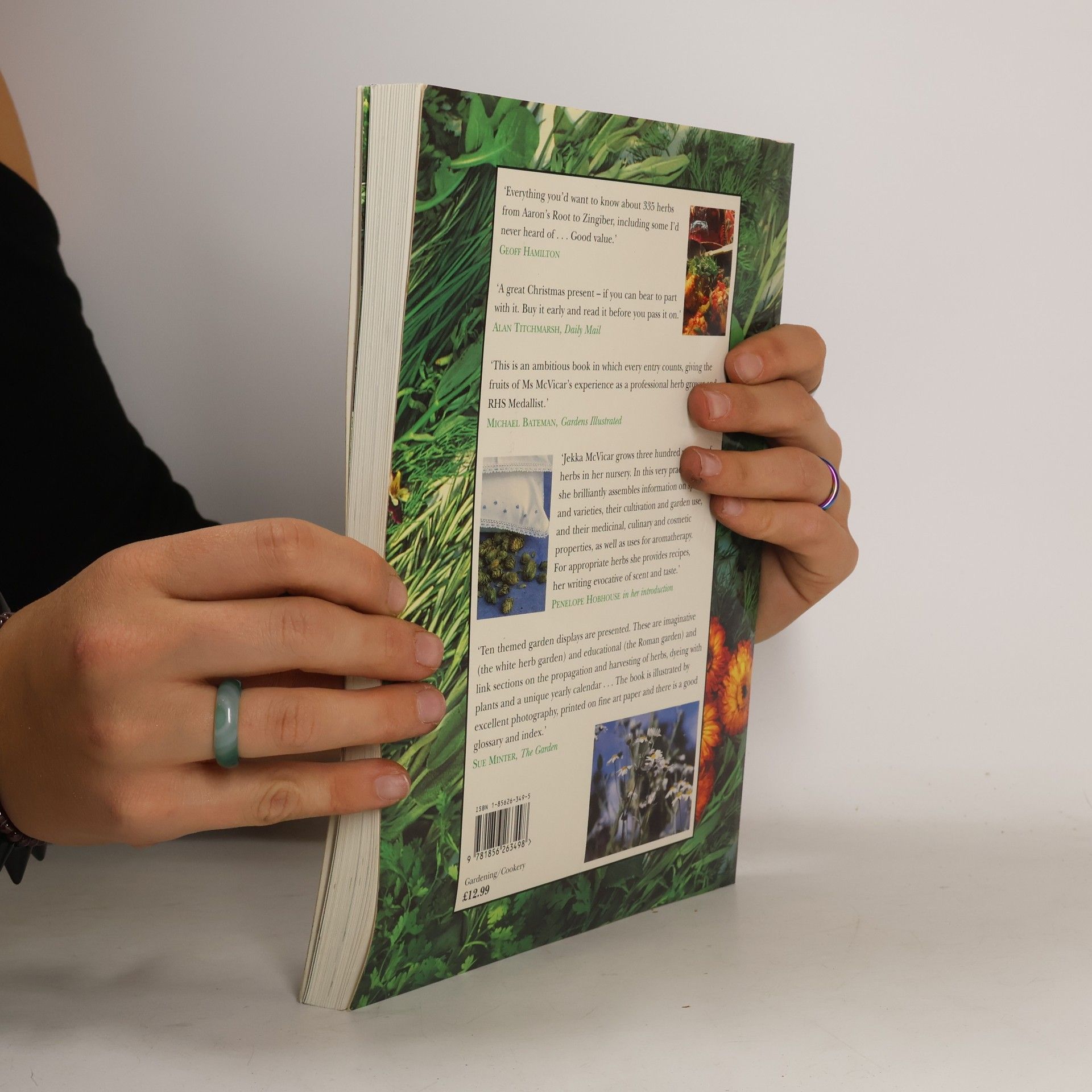 Jekka McVicar Jekka's Complete Herb Book