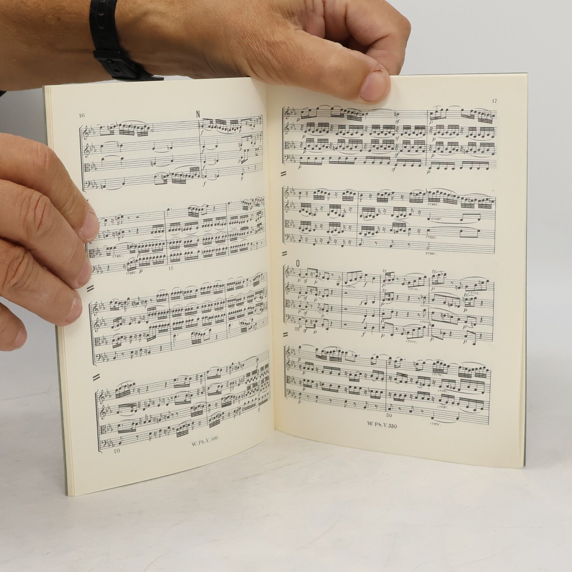 Wolfgang Amadeus Mozart Mozart. Streichquartett B dur - K.V.458