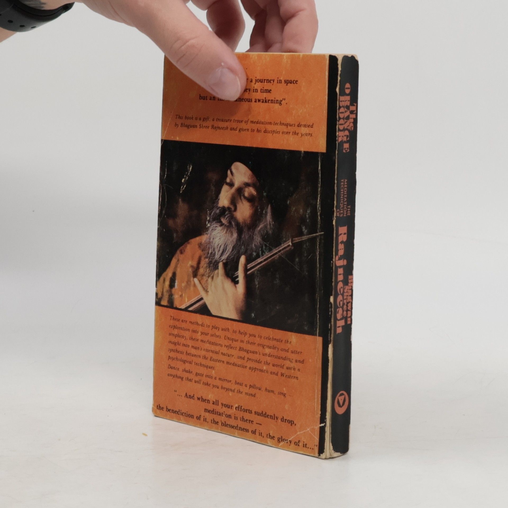 Bhagwan Shree Rajneesh The Orange Book