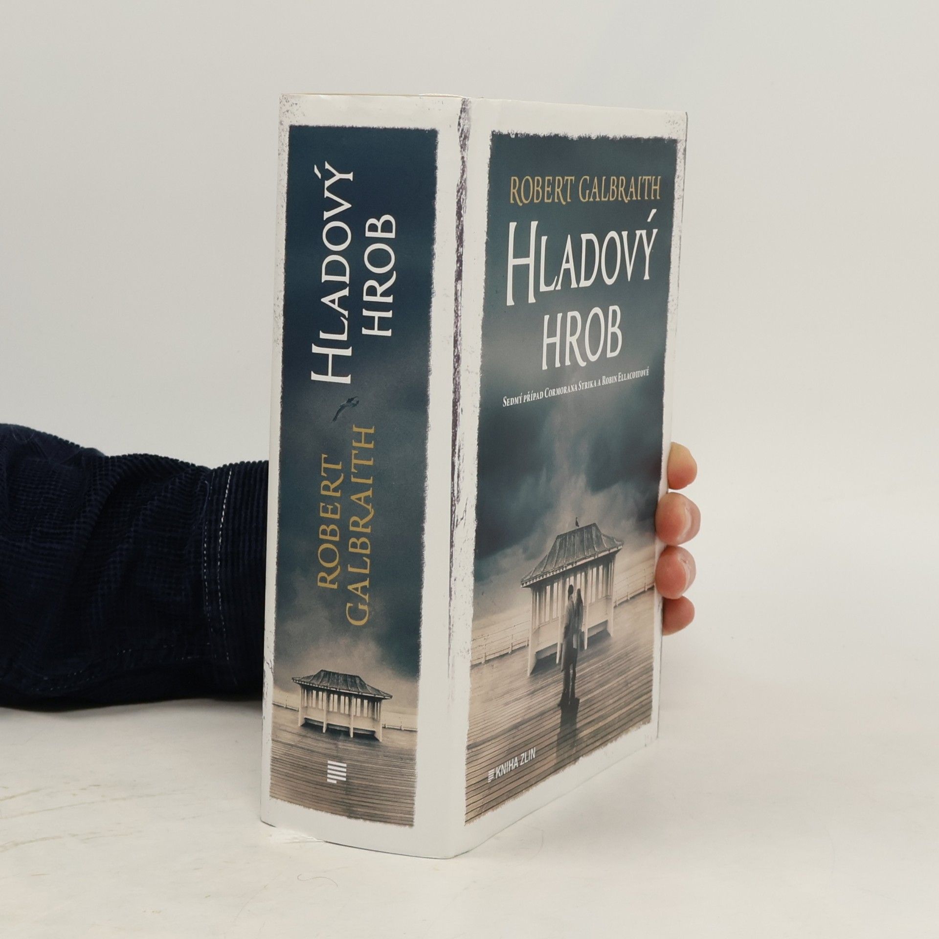 J. K. Rowling Hladový hrob