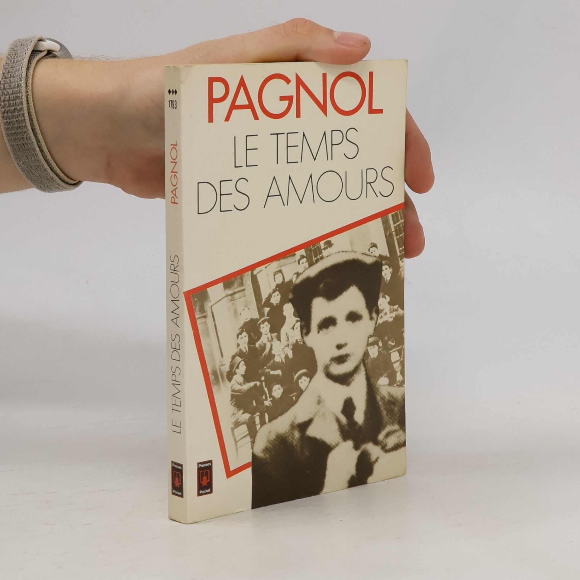 Le temps des amours : souvenirs d'enfance