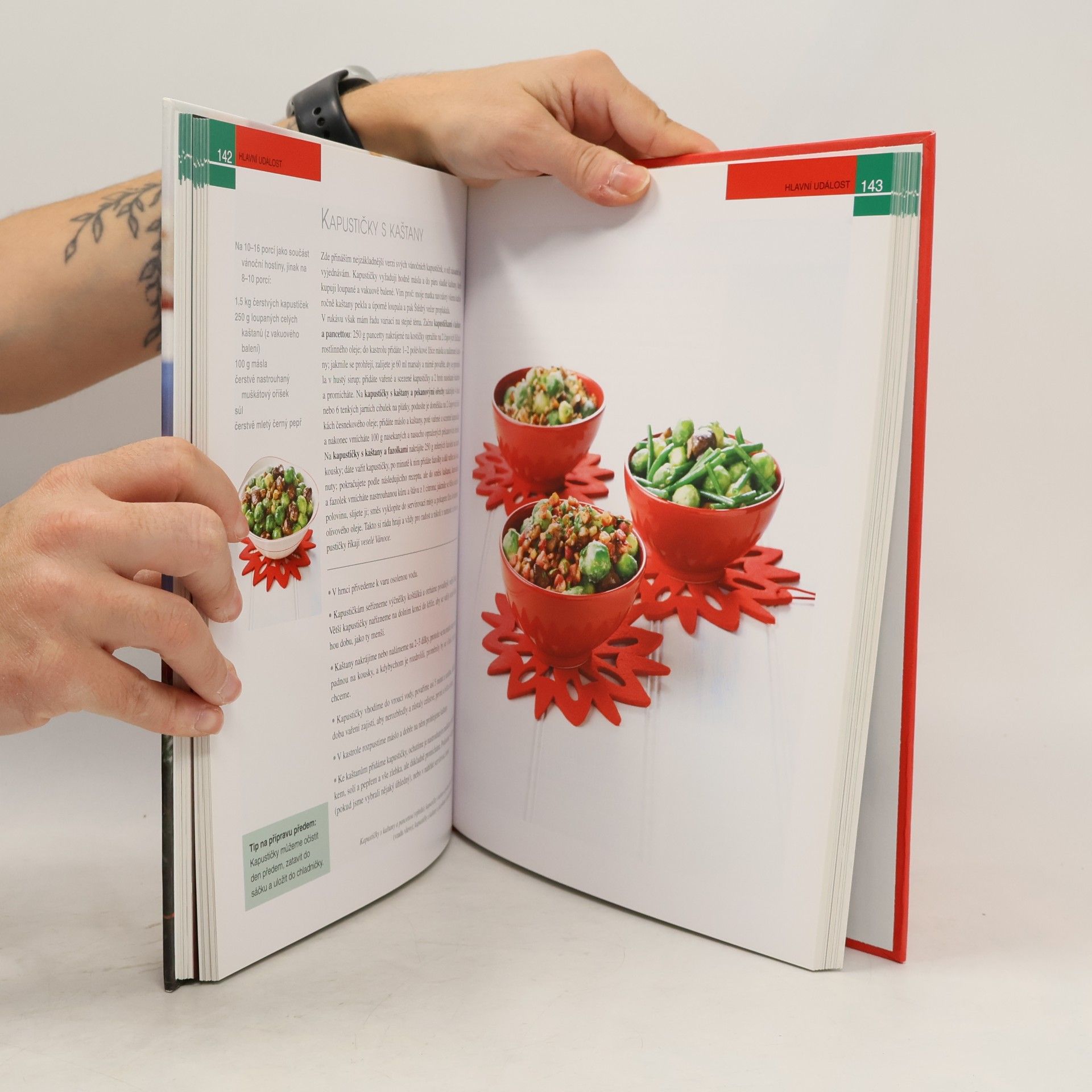 Nigella Lawson Vánoce s Nigellou. Sváteční pokrmy pro rodinu a přátele