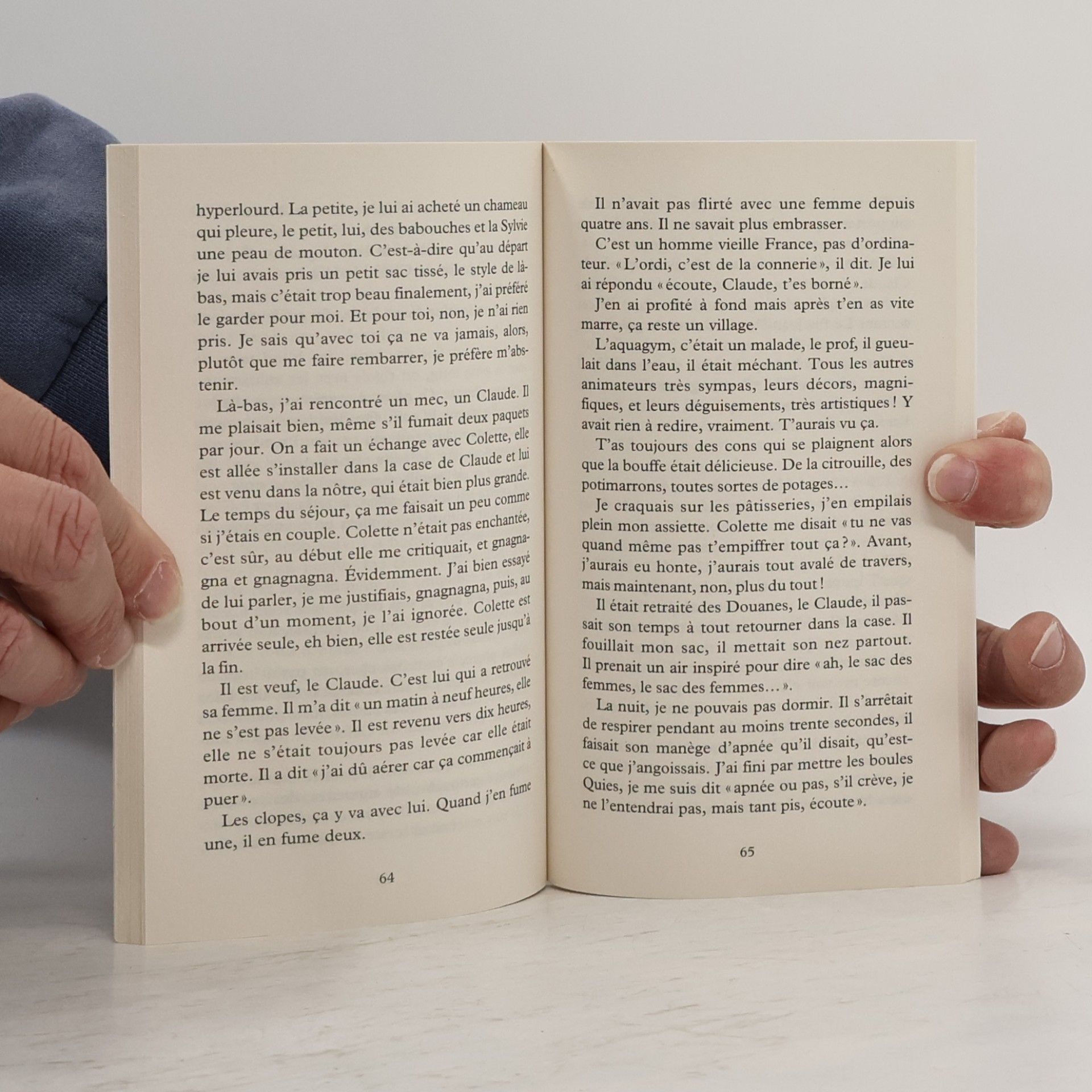Carole Fives Folio: Une femme au téléphone