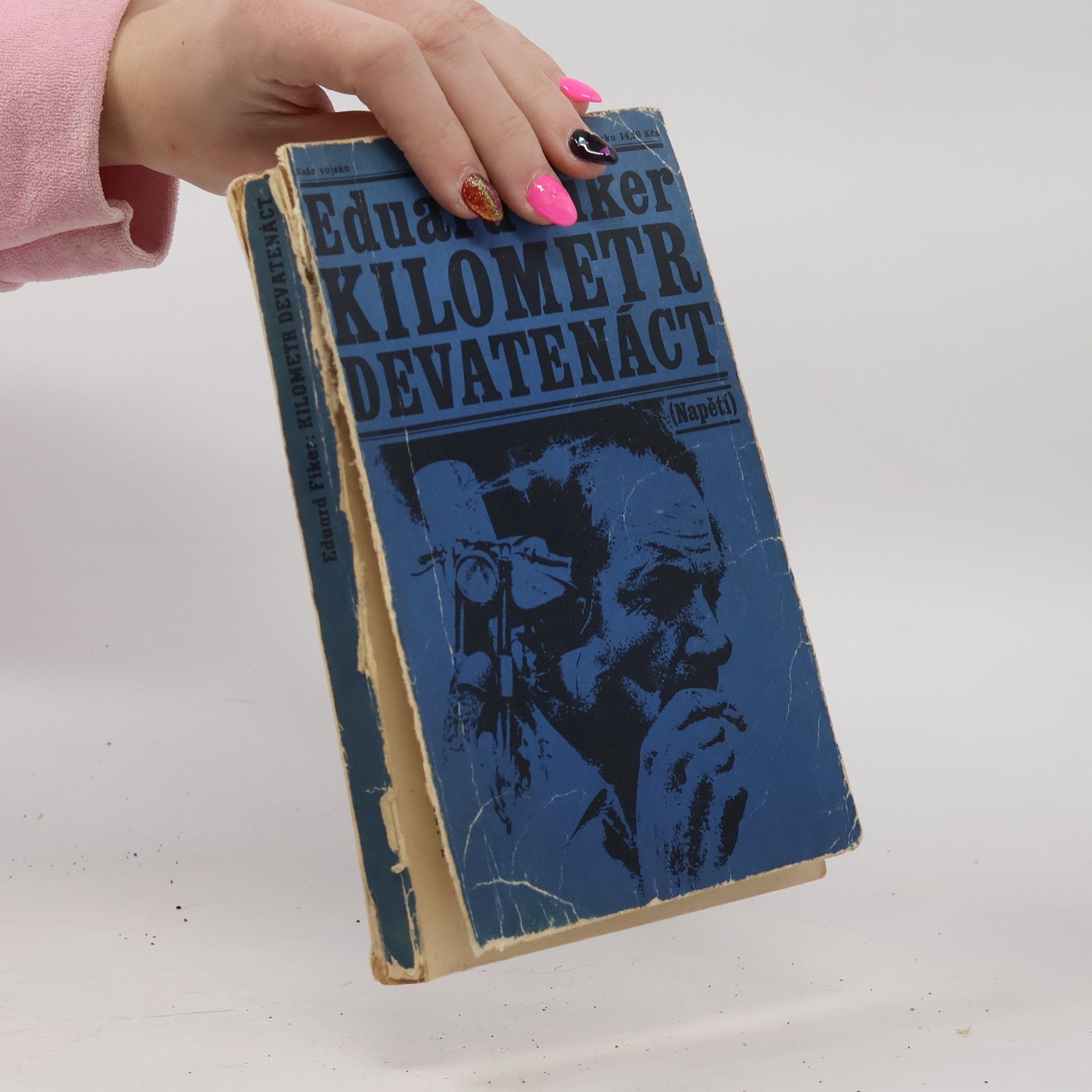 Eduard Fiker Kilometr devatenáct