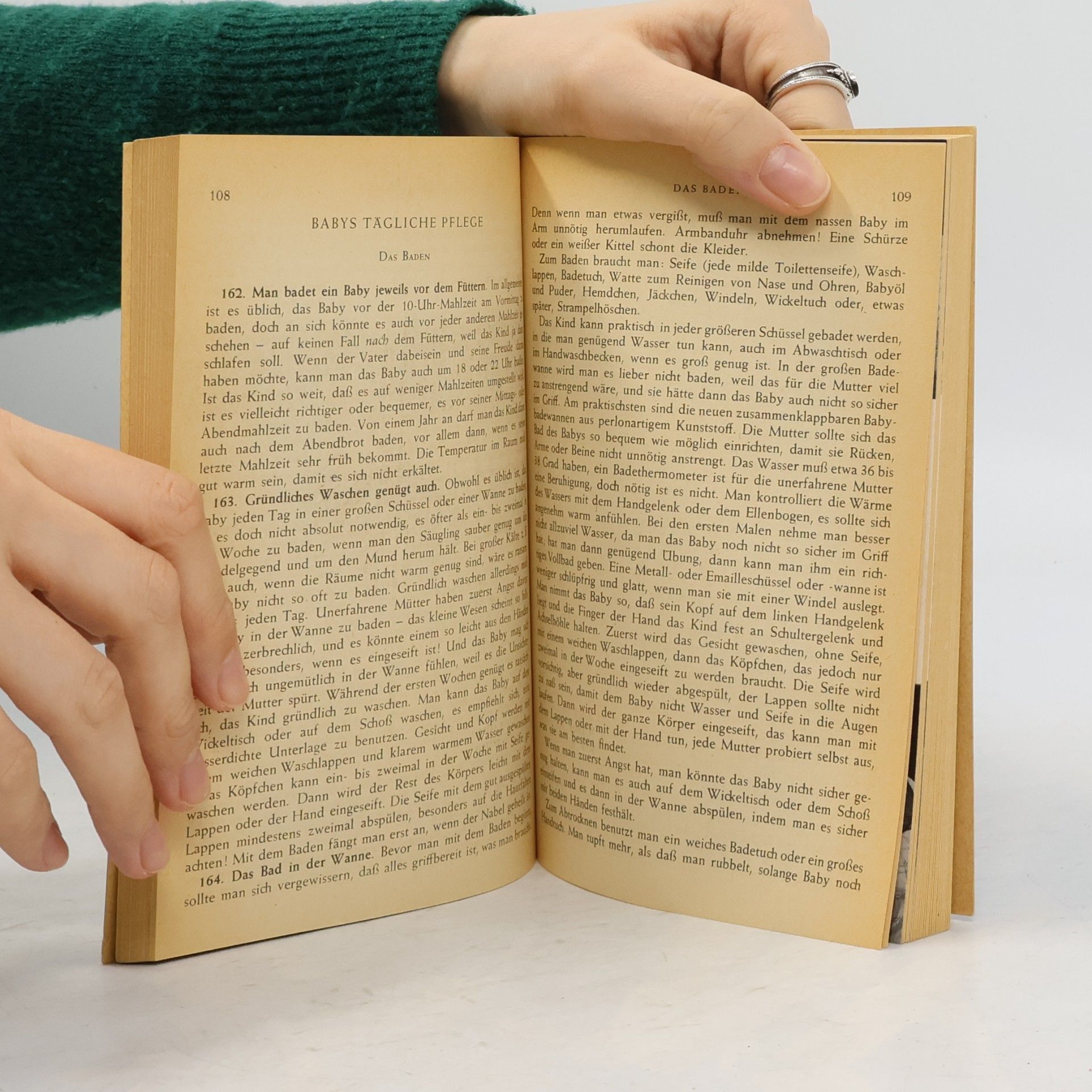 Benjamin Spock Säuglings- und Kinderpflege. Band I.