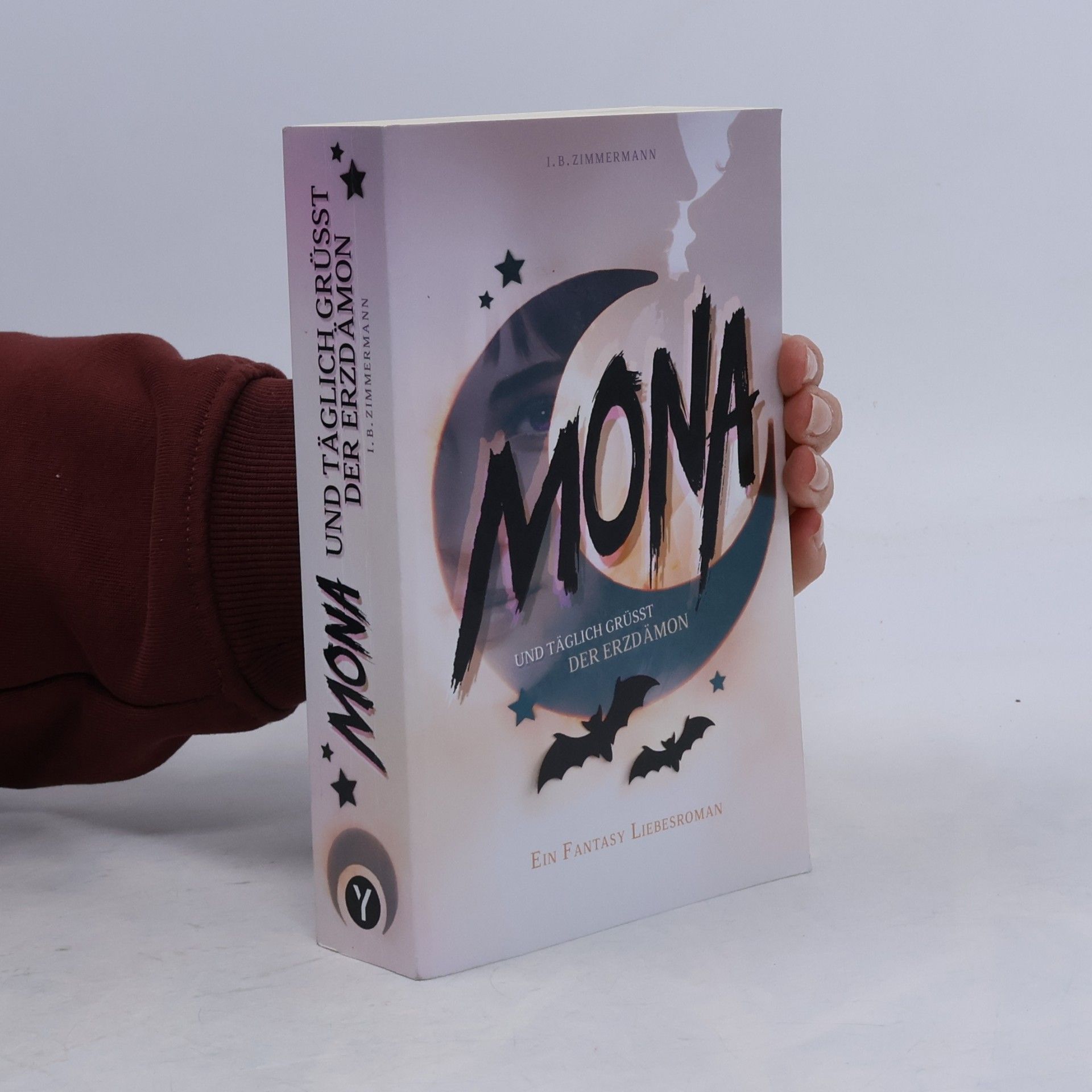 Mona - Und täglich grüßt der Erzdämon