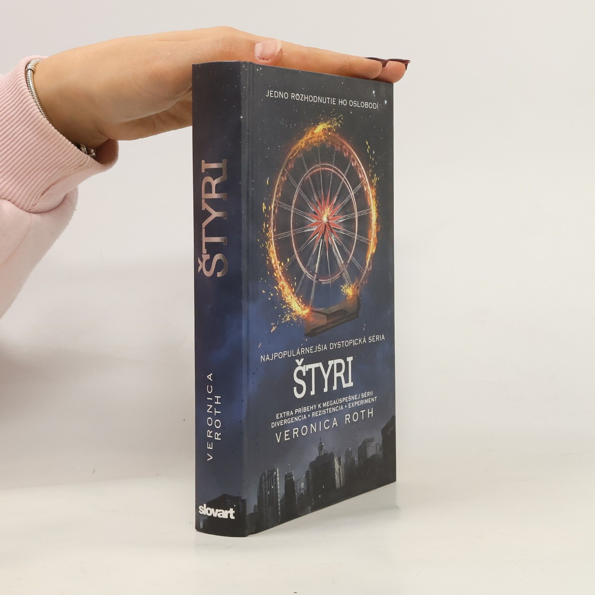 Štyri (Zbierka poviedok k sérii Divergencia)