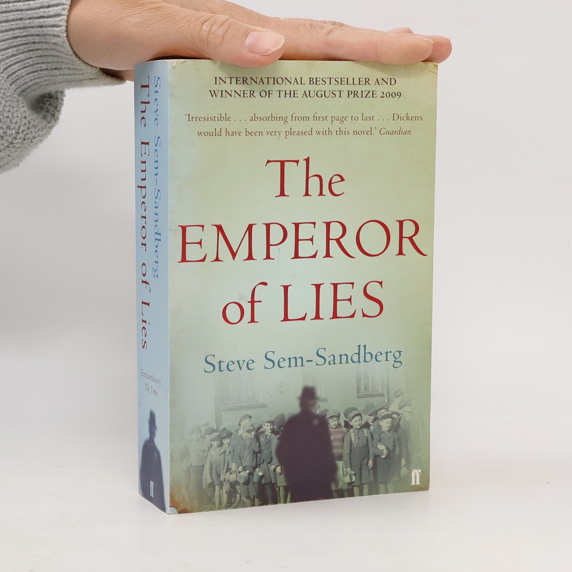 The emperor of lies