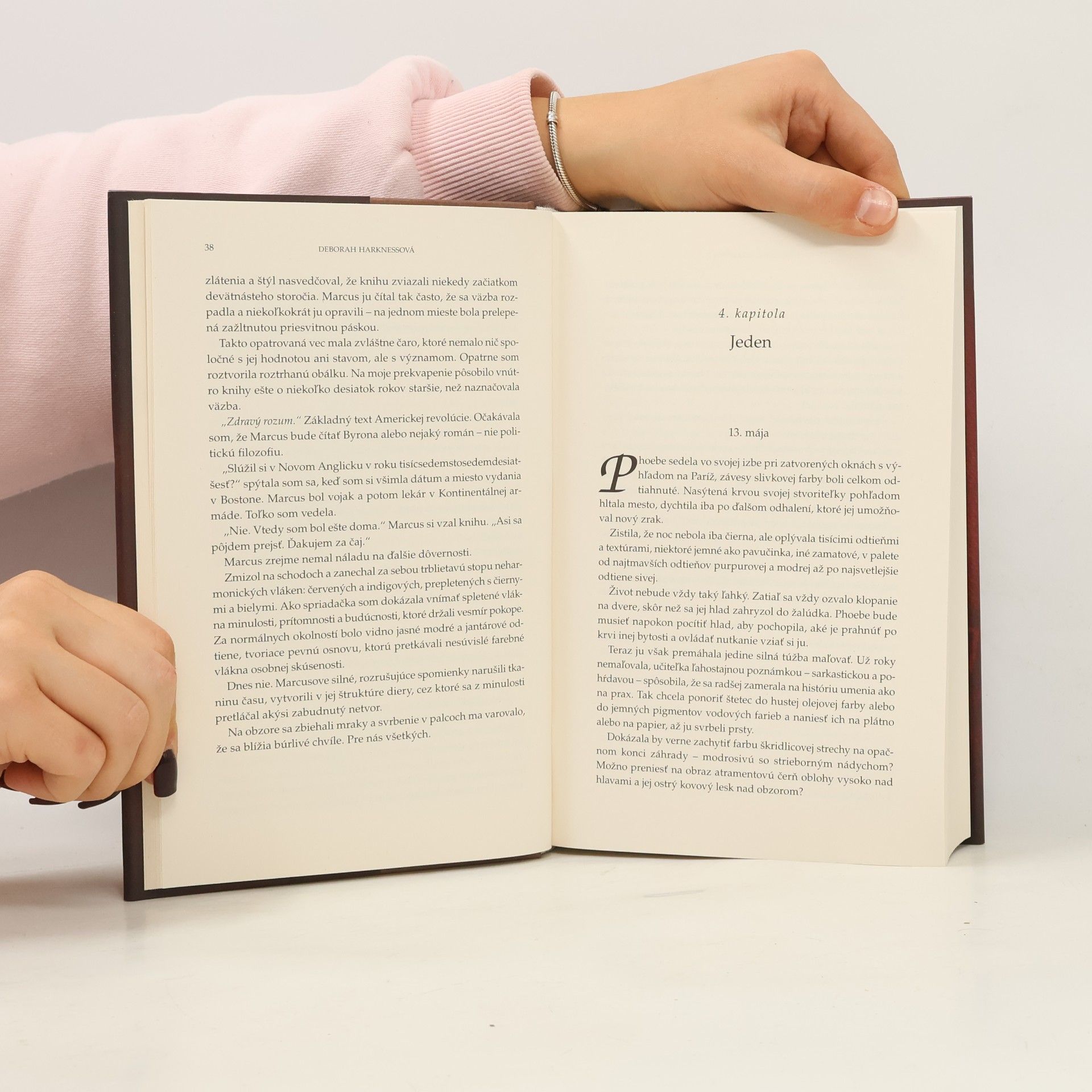 Deborah Harkness Moc času