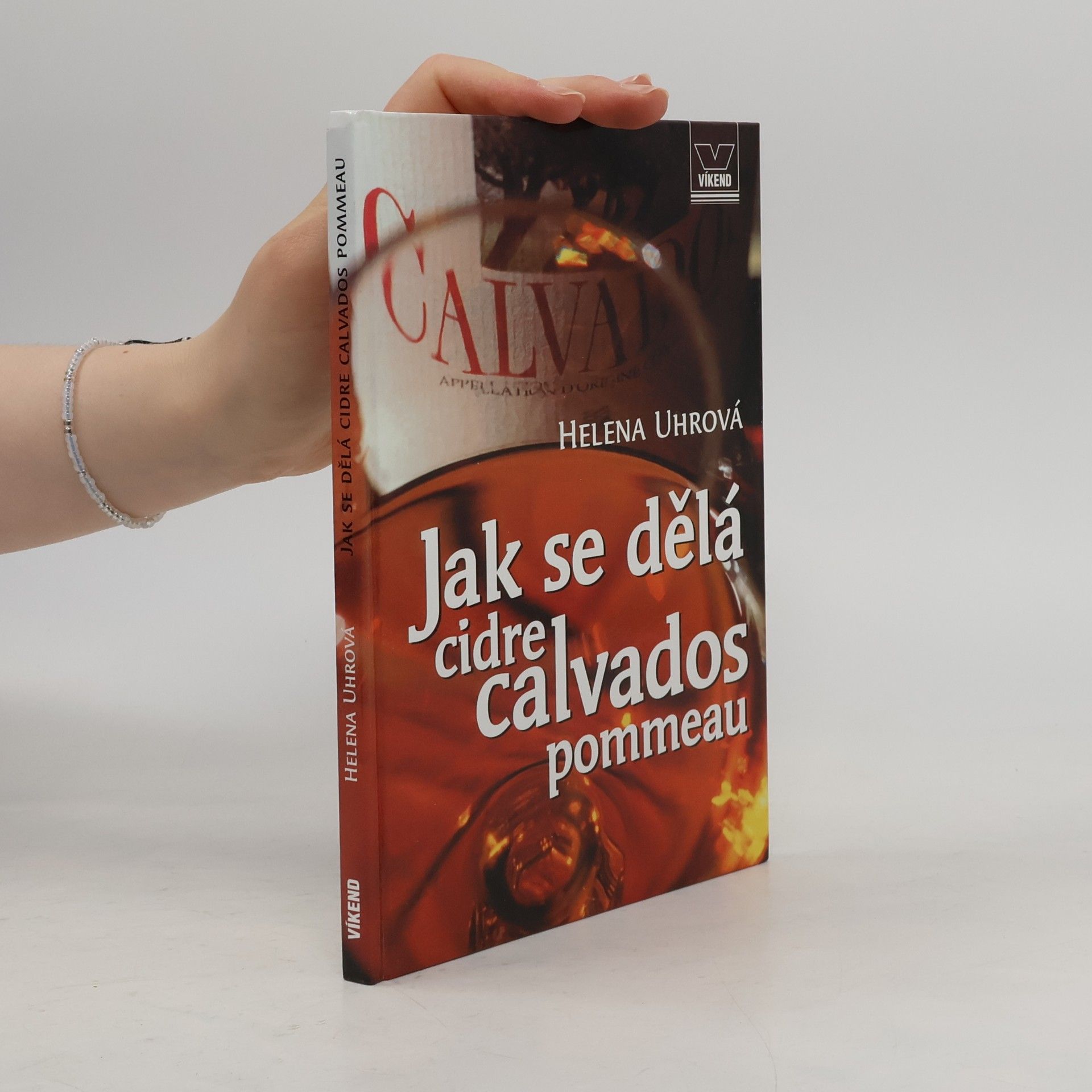 Jak se dělá cidre, calvados, pommeau