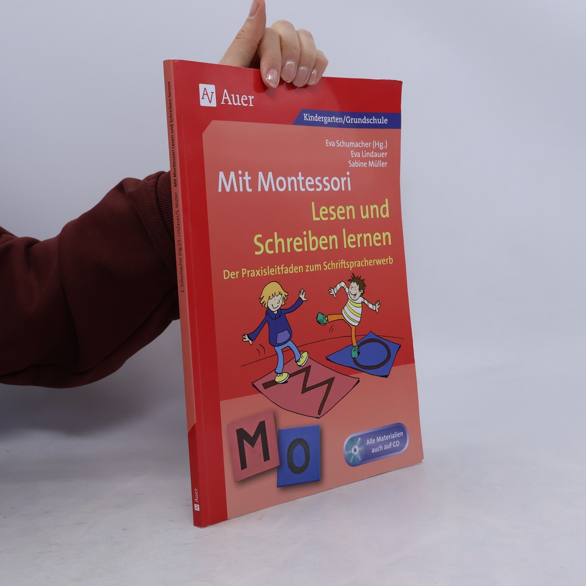 Mit Montessori Lesen und Schreiben lernen