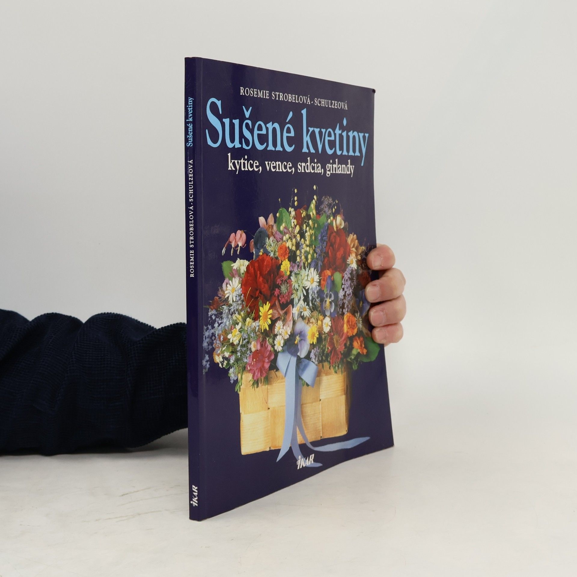 Sušené kvetiny: kytice, vence, srdcia, girlandy