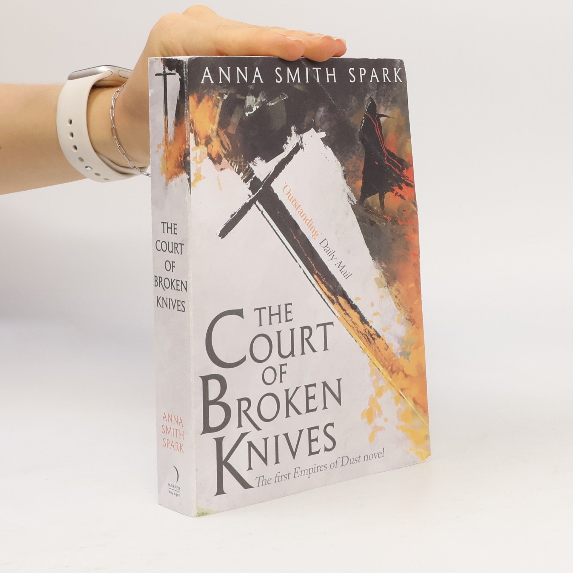 The Court of Broken Knives