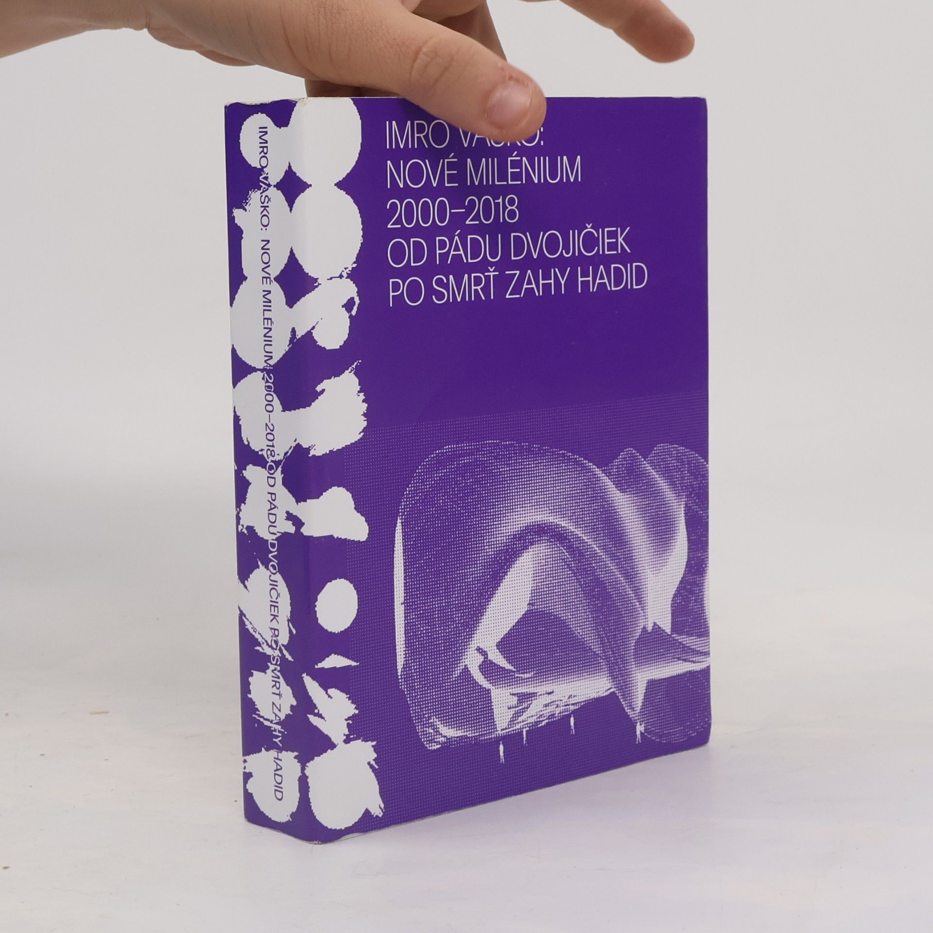 Nové milénium 2000-2018. Od pádu dvojiček po smrž Zahy Hadid
