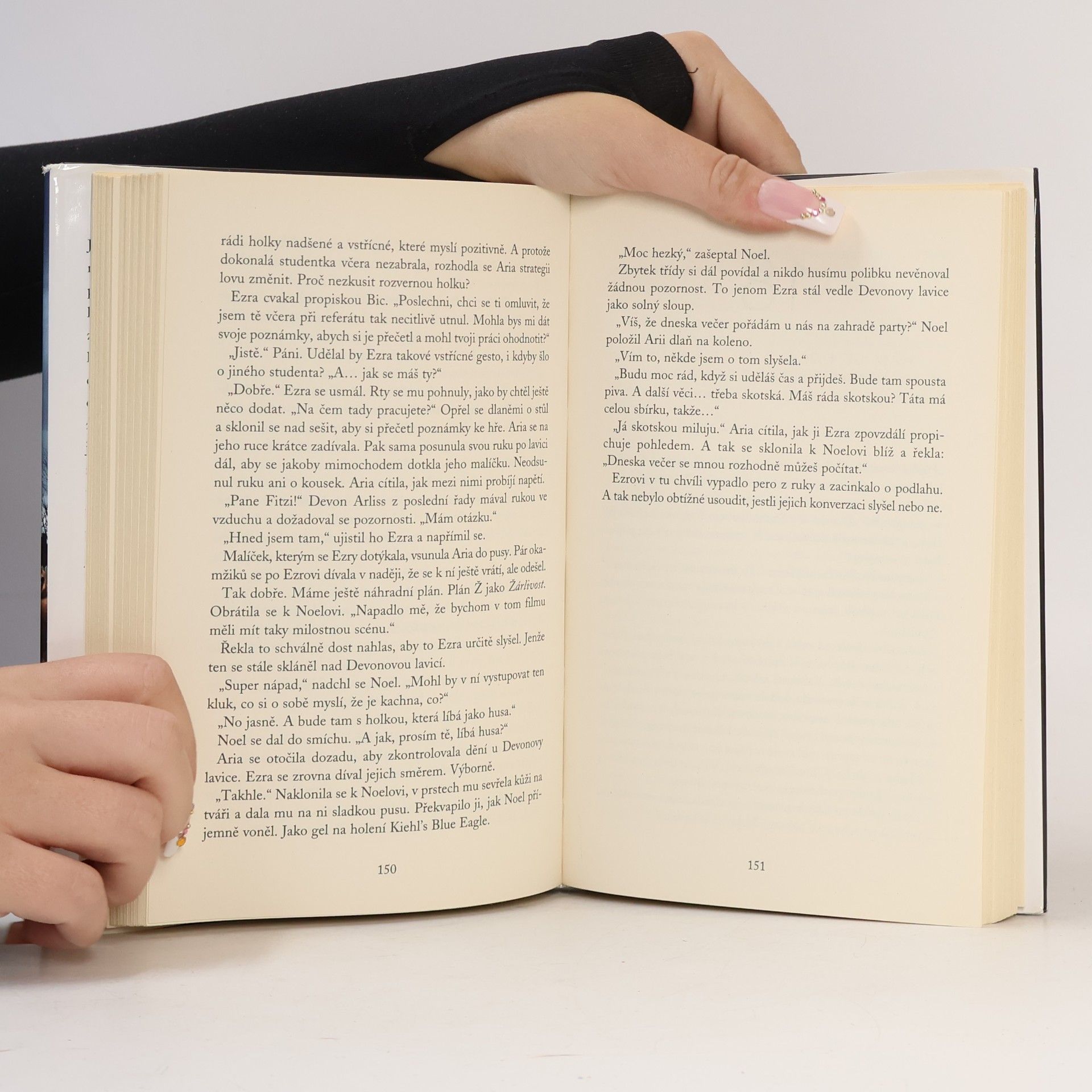 Sara Shepard Roztomilé malé lhářky