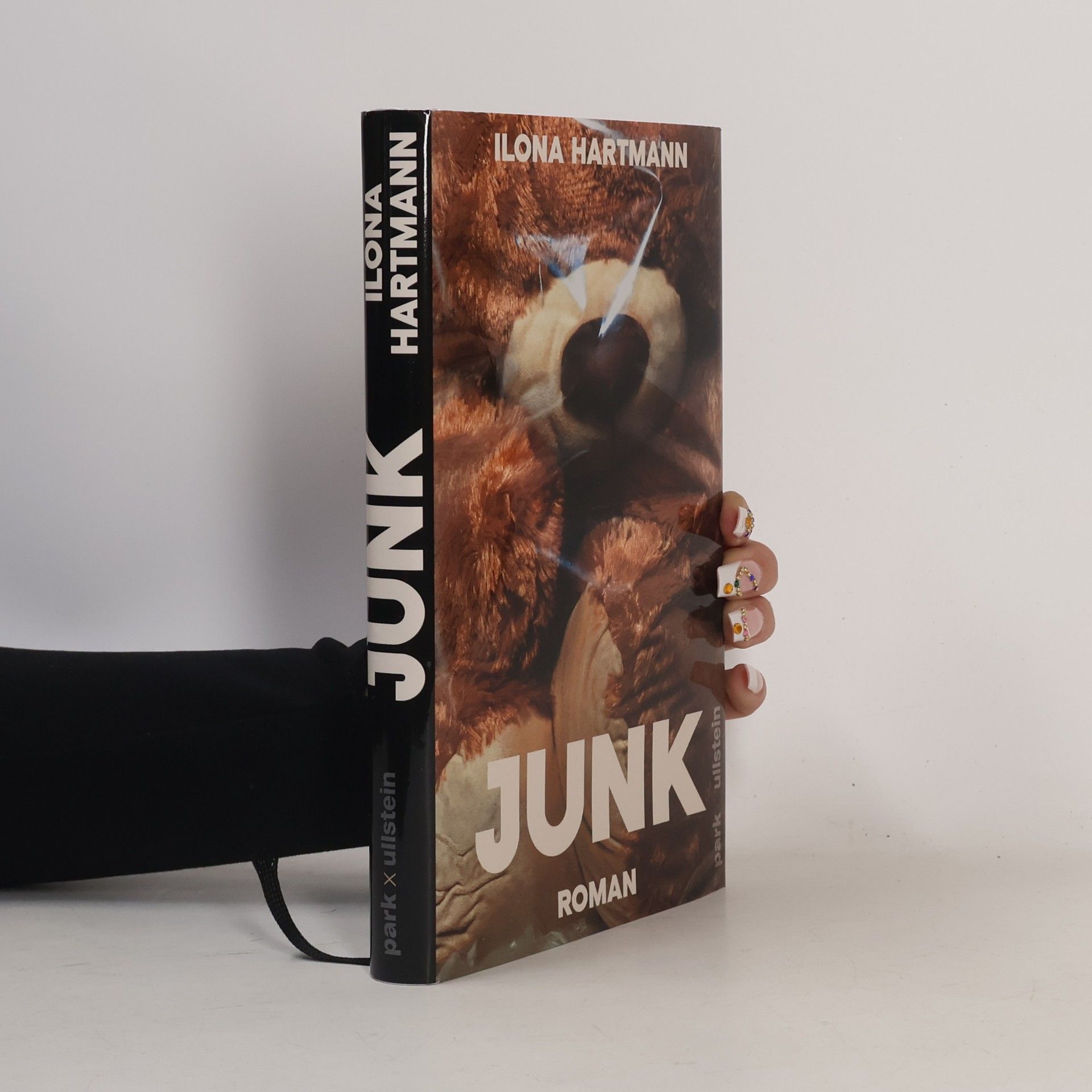 Ilona Hartmann Junk