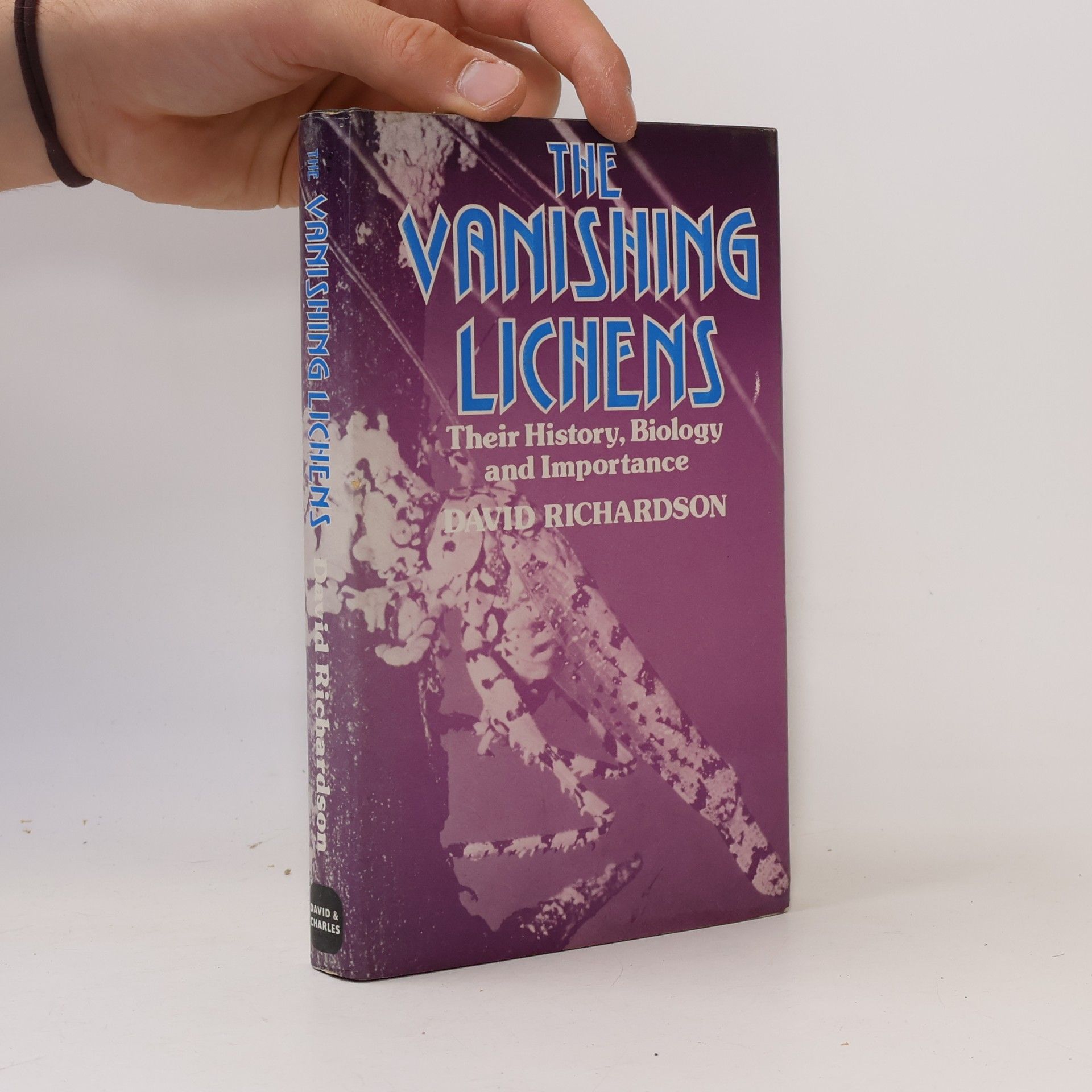 The Vanishing Lichens