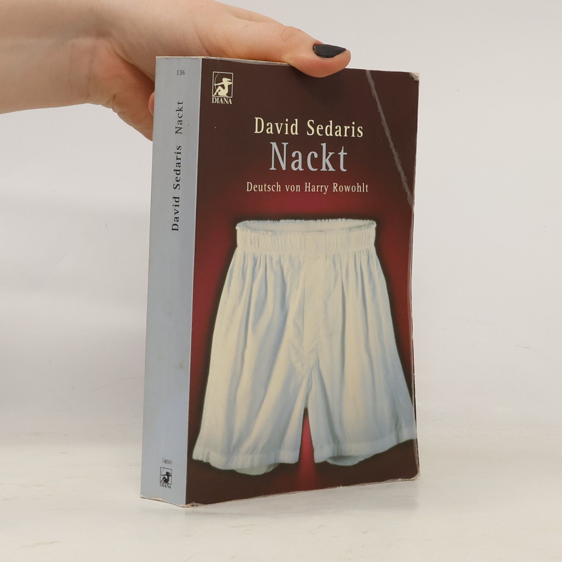 Nackt